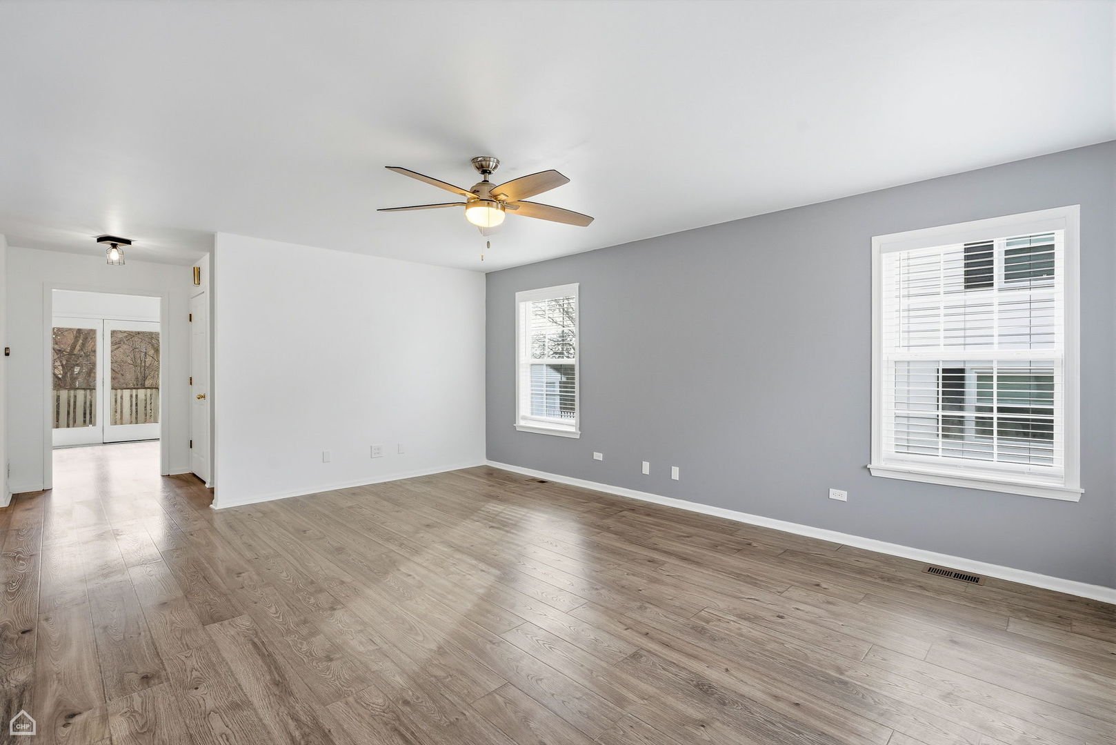 27071 N Ridge Street