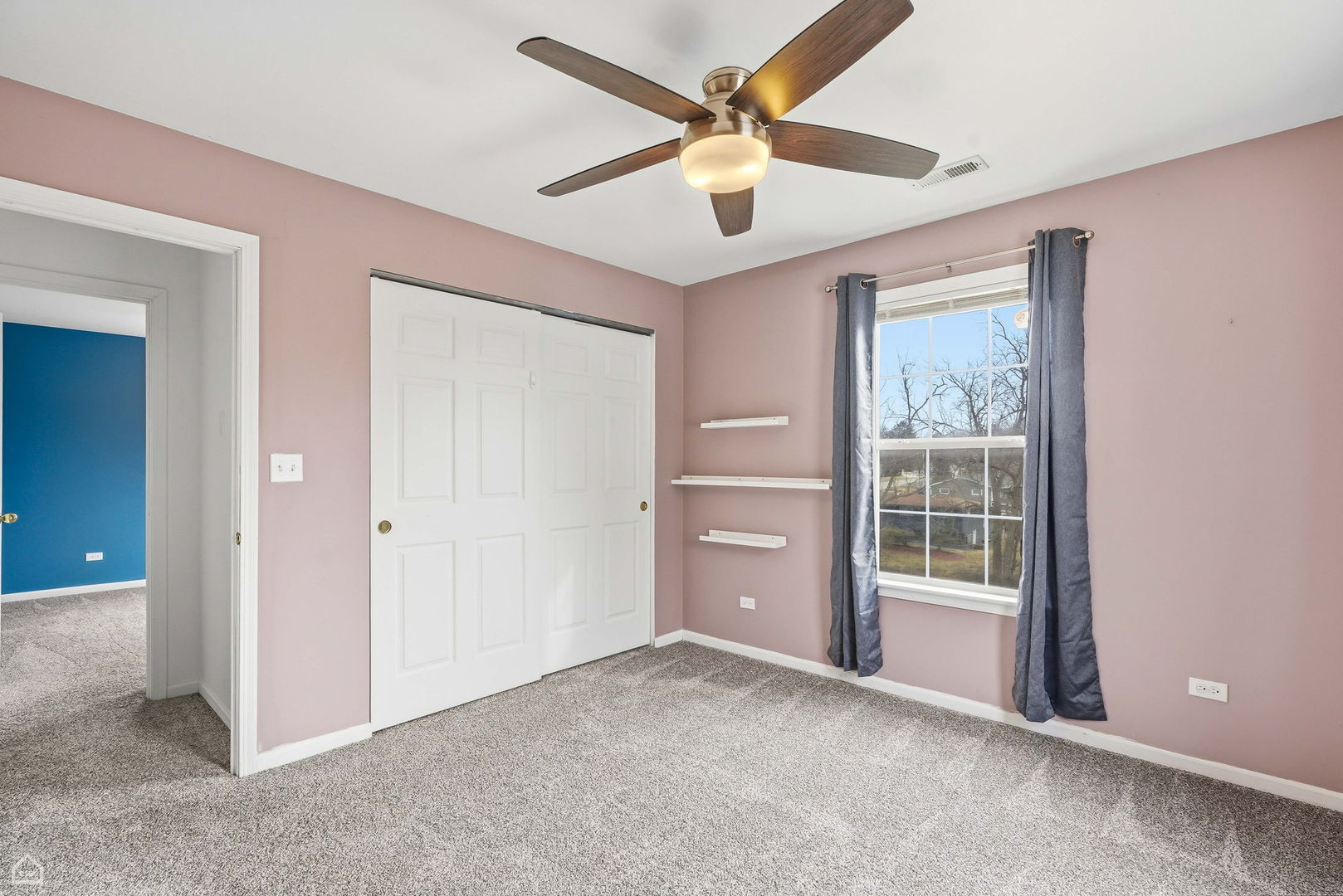 27071 N Ridge Street