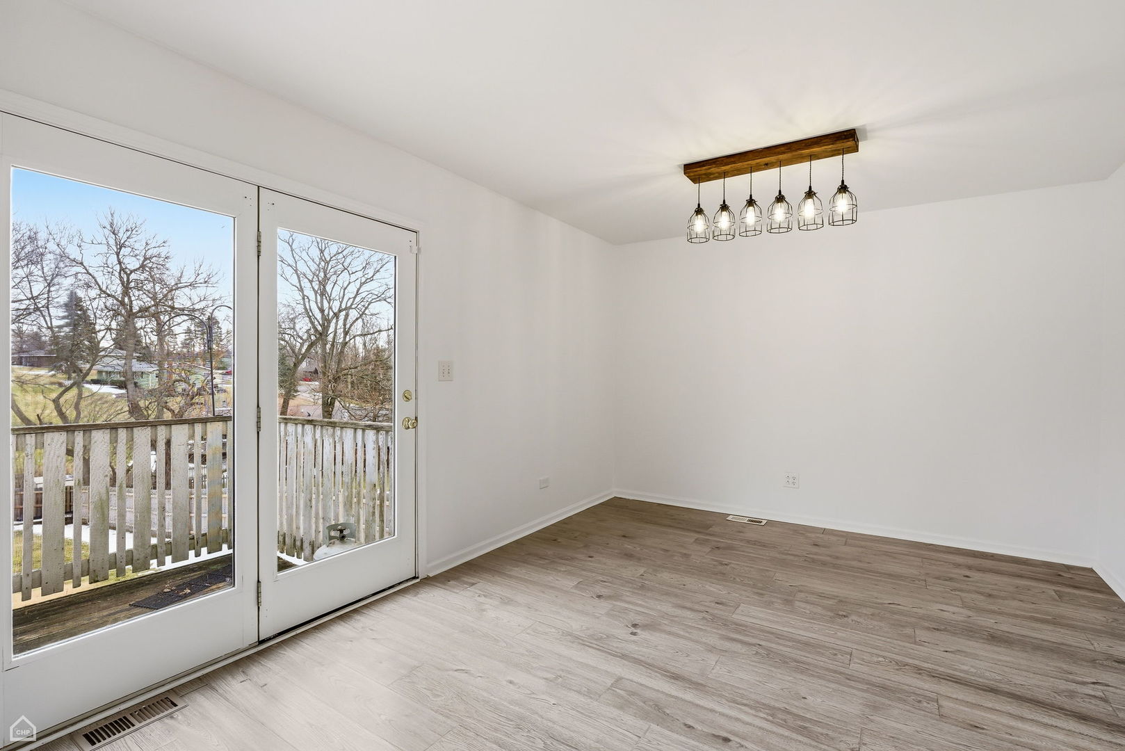 27071 N Ridge Street