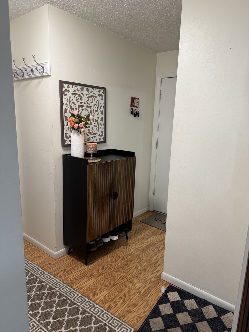 2 Timber Lane Unit: 17