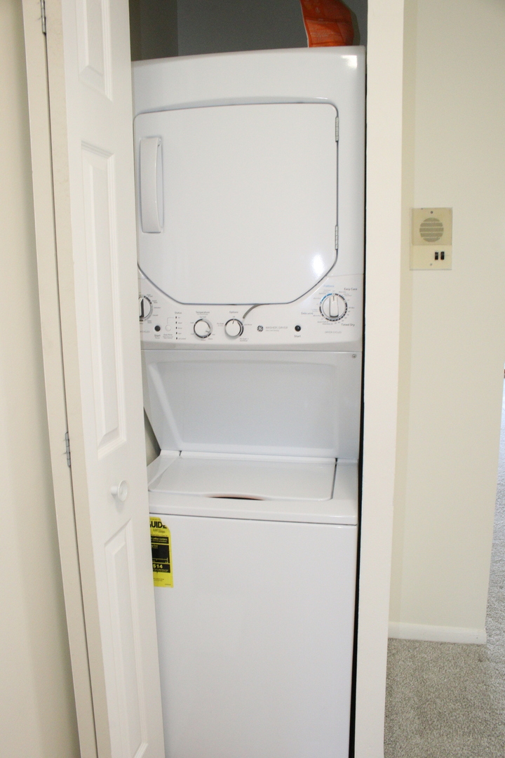 2 Timber Lane Unit: 17