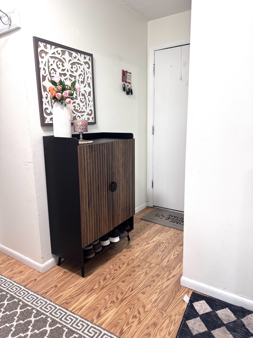 2 Timber Lane Unit: 17