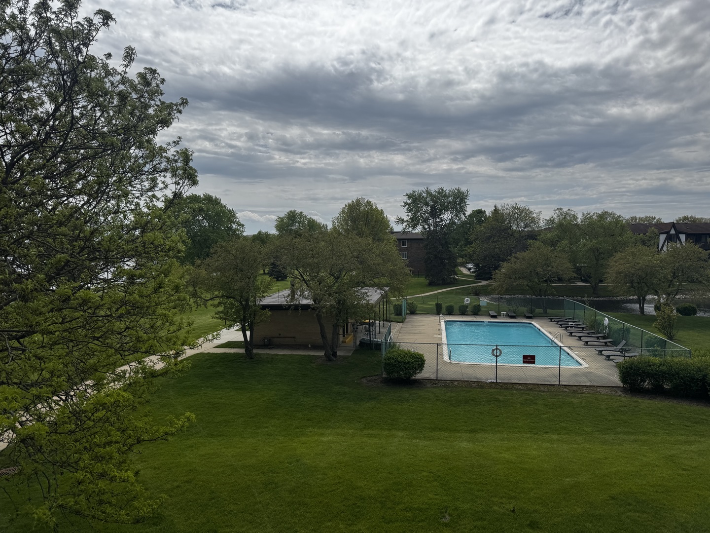 2 Timber Lane Unit: 17