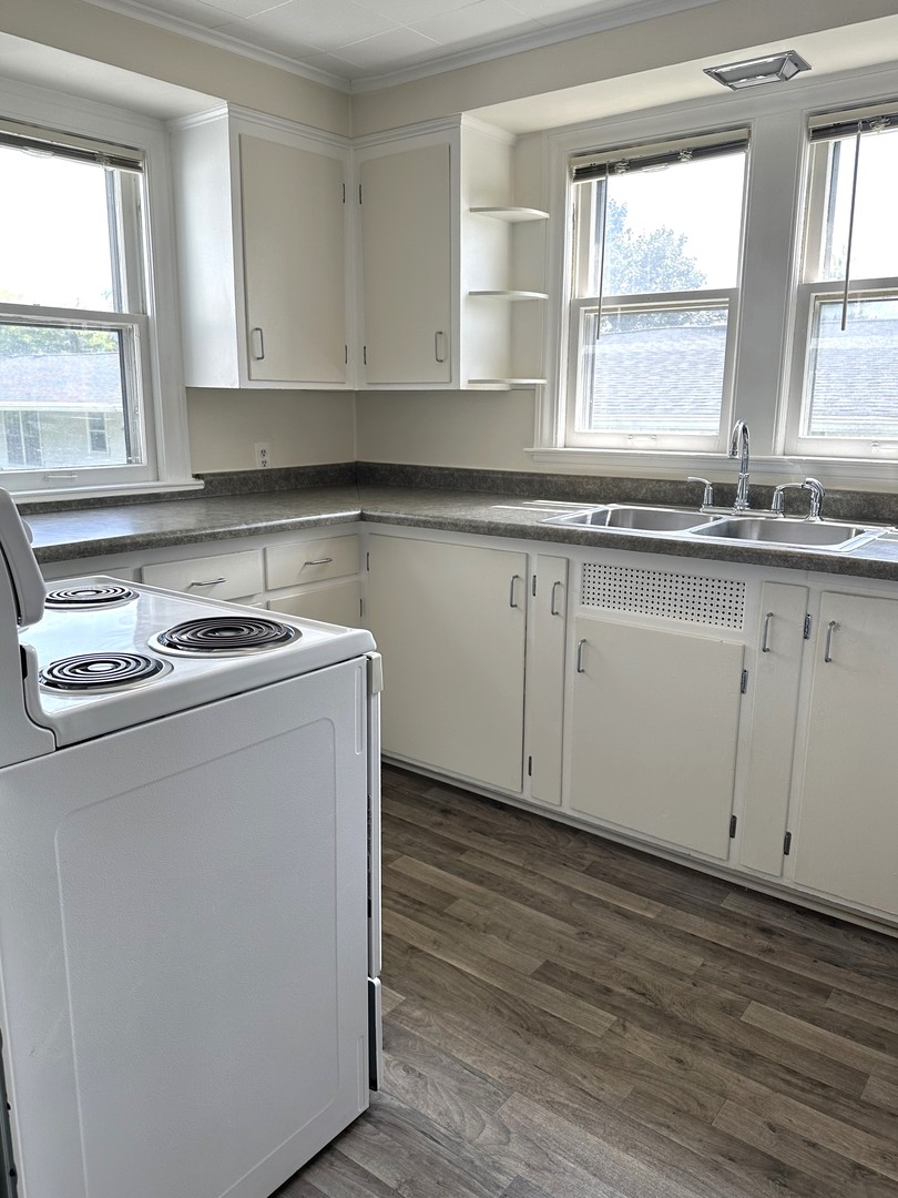 820 Clay Street Unit: 1-2