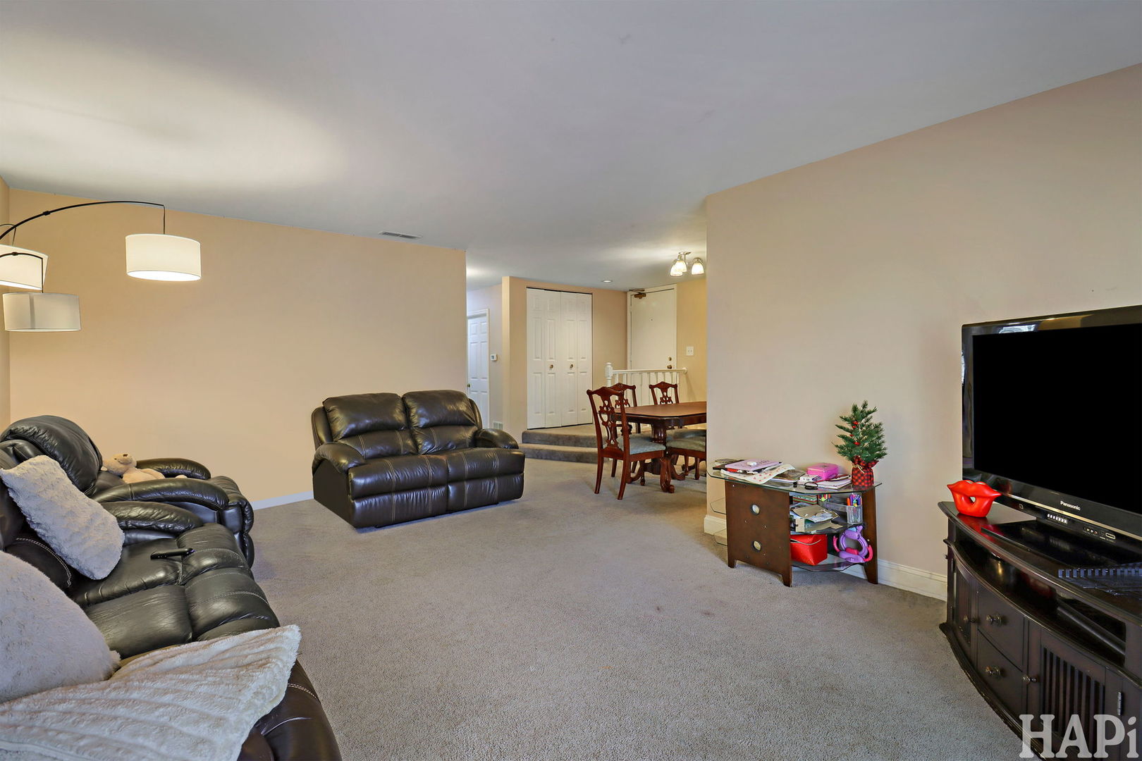 1300 Cromwell Court Unit: 1300