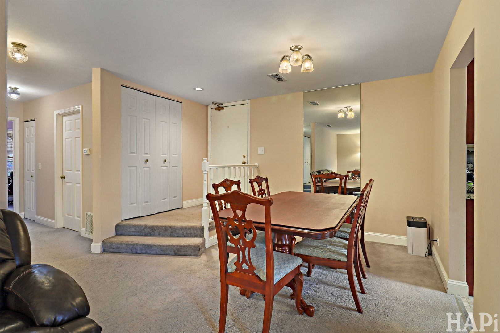 1300 Cromwell Court Unit: 1300