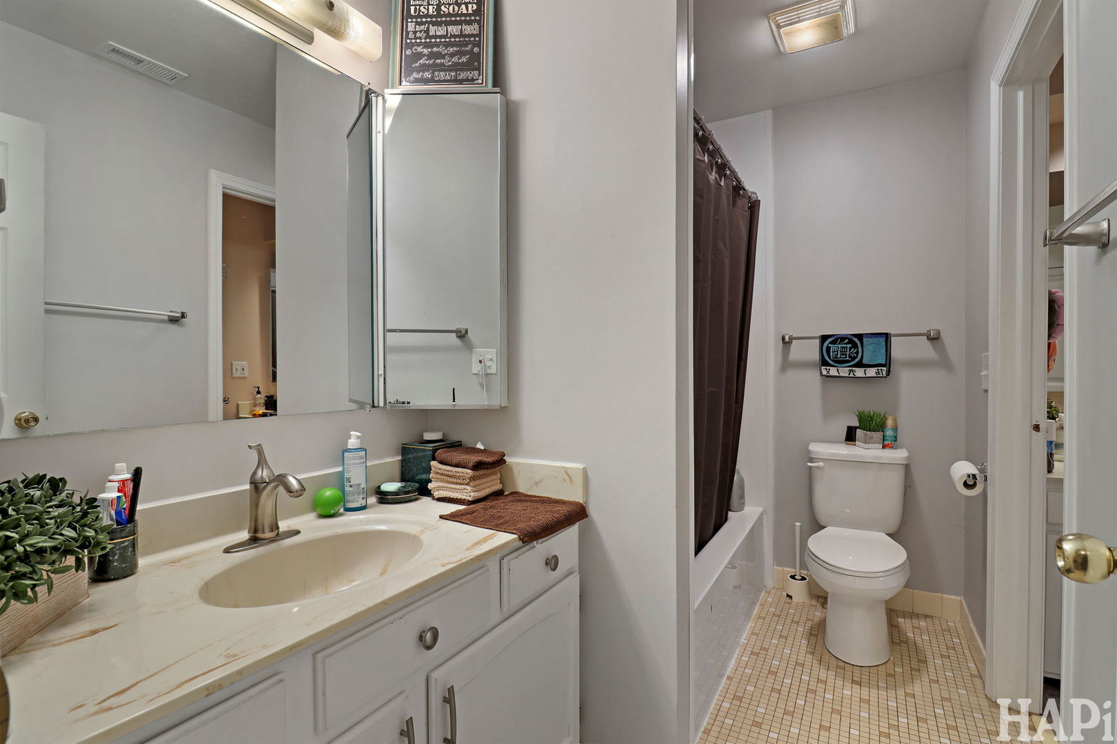 1300 Cromwell Court Unit: 1300