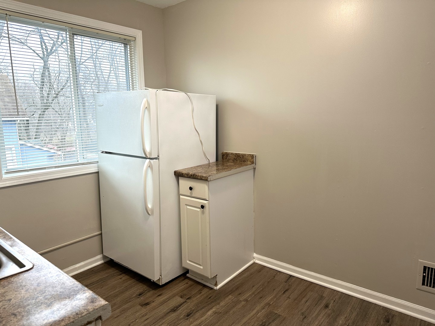 441 Addison Street Unit: 4