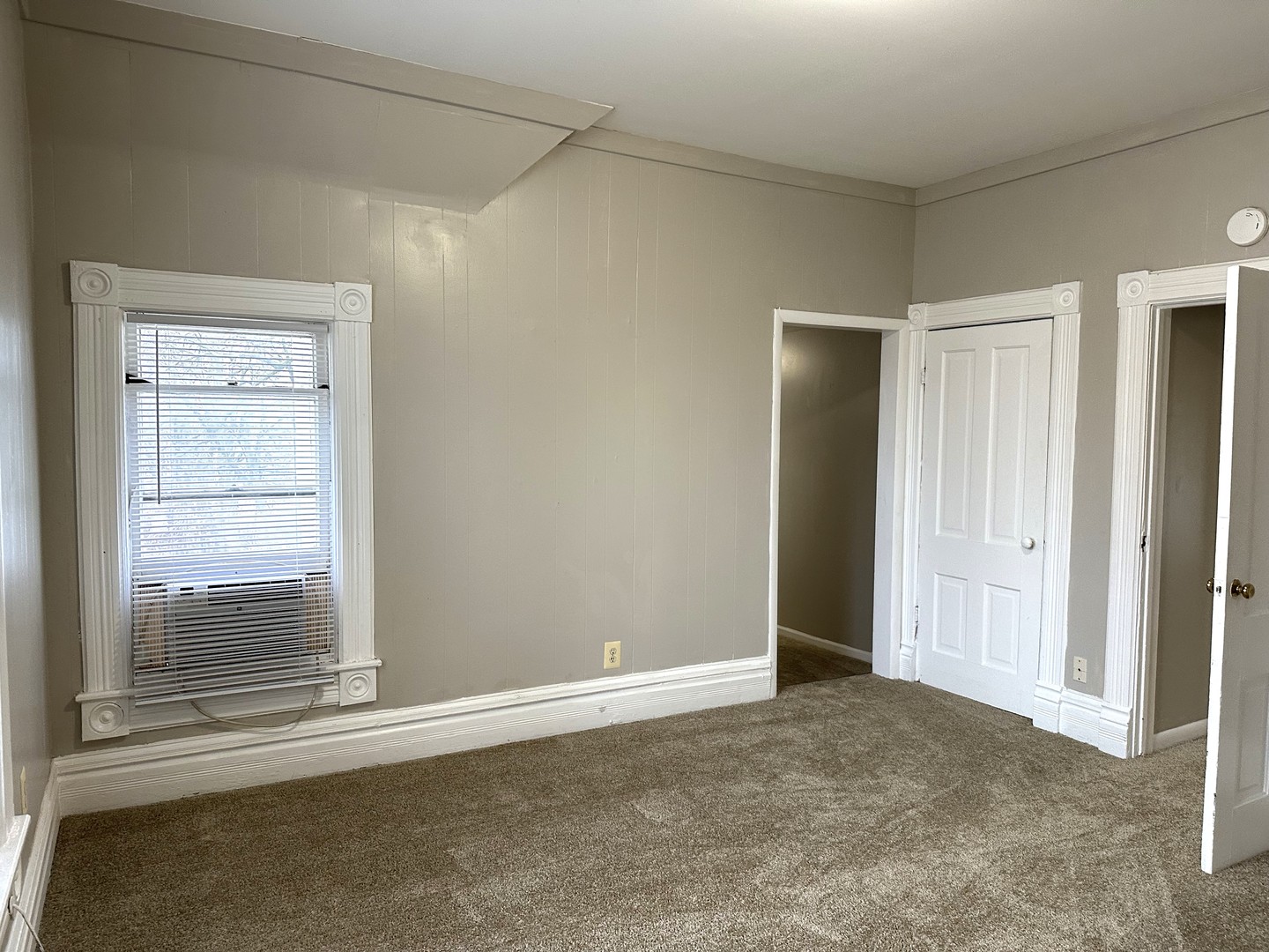 441 Addison Street Unit: 4