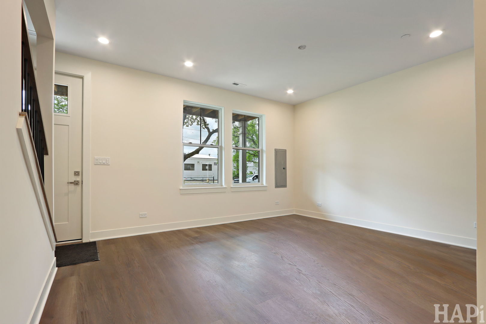 160 Washington Street Unit: 160
