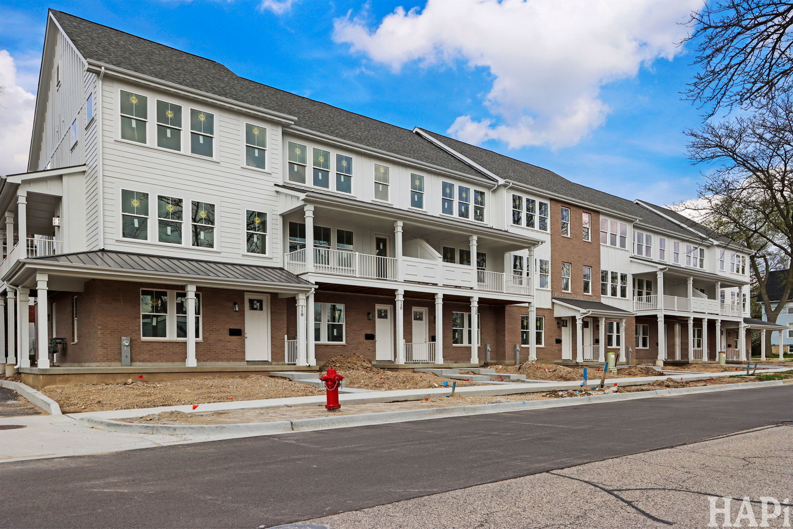 160 Washington Street Unit: 160