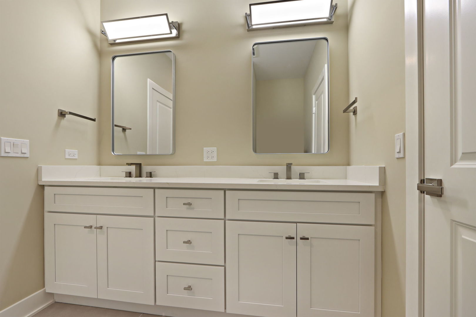 160 Washington Street Unit: 160