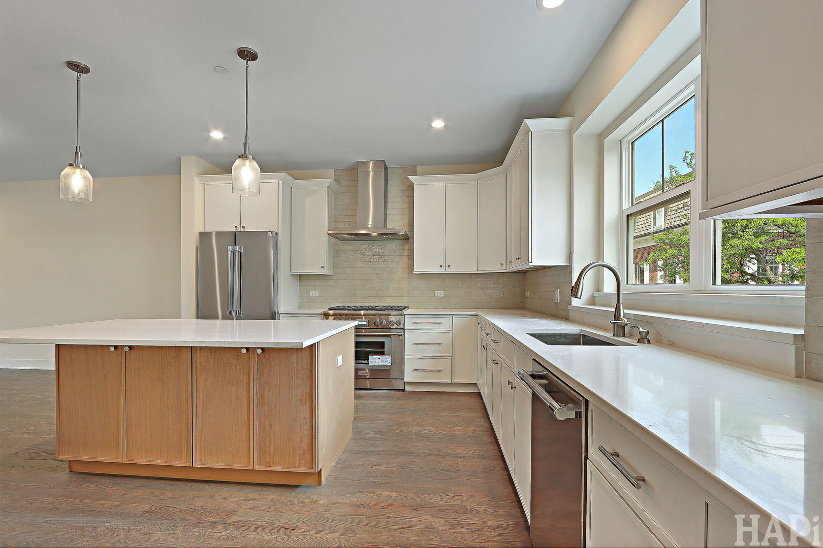 160 Washington Street Unit: 160
