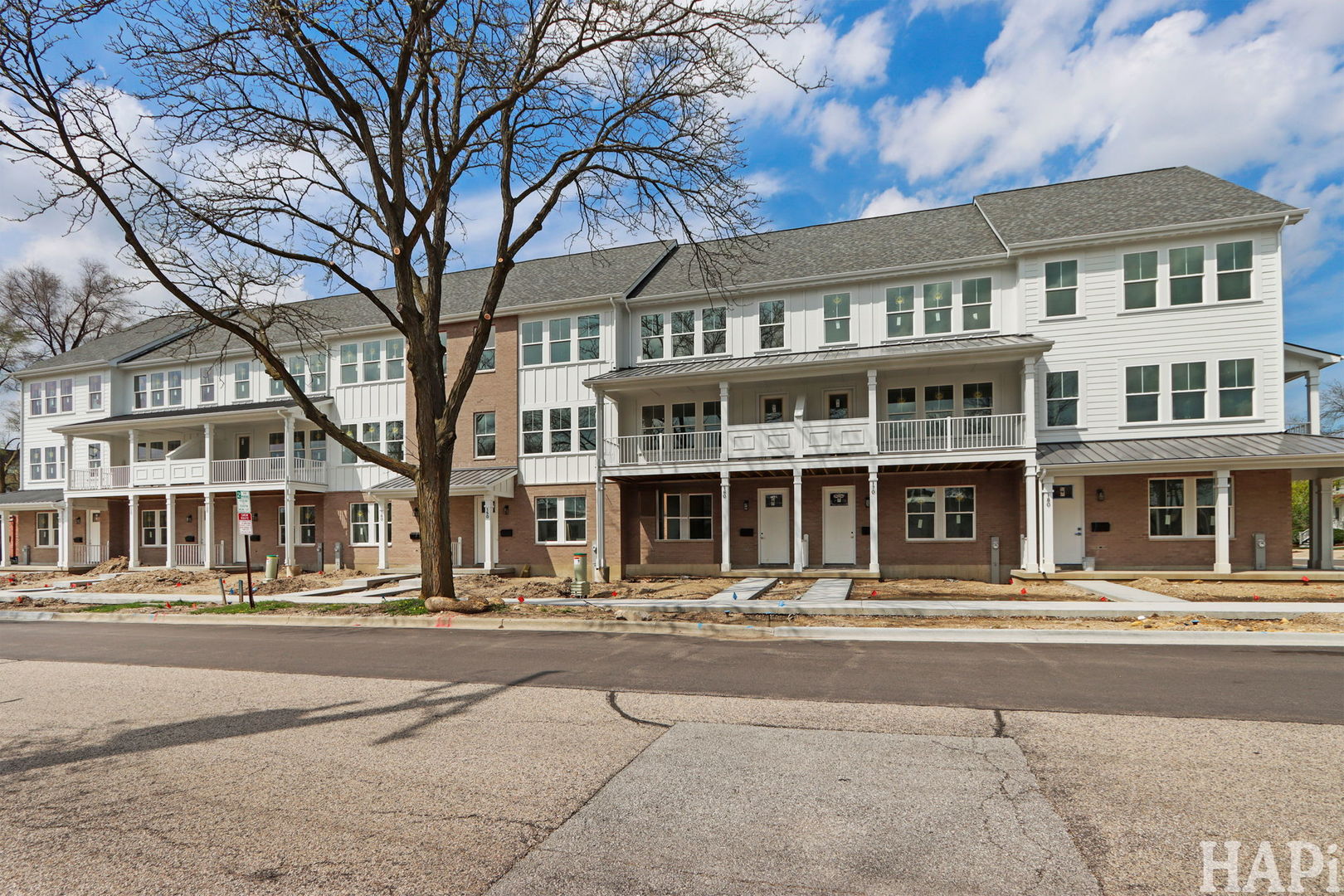 160 Washington Street Unit: 160