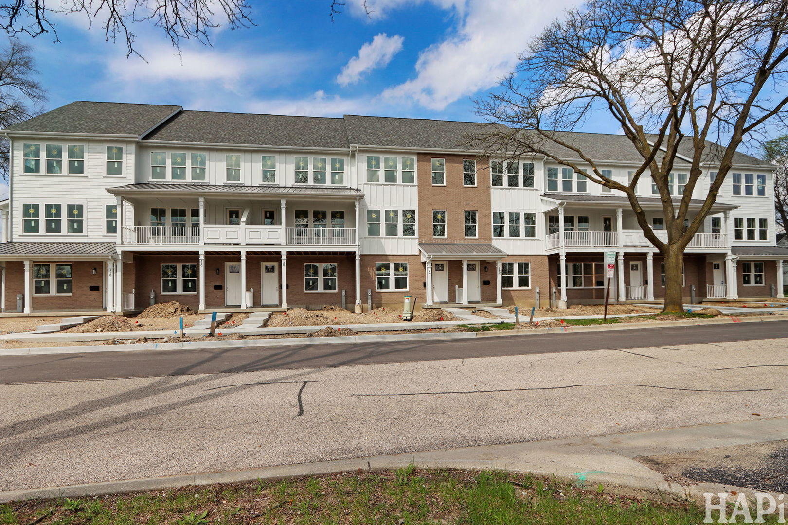 160 Washington Street Unit: 160