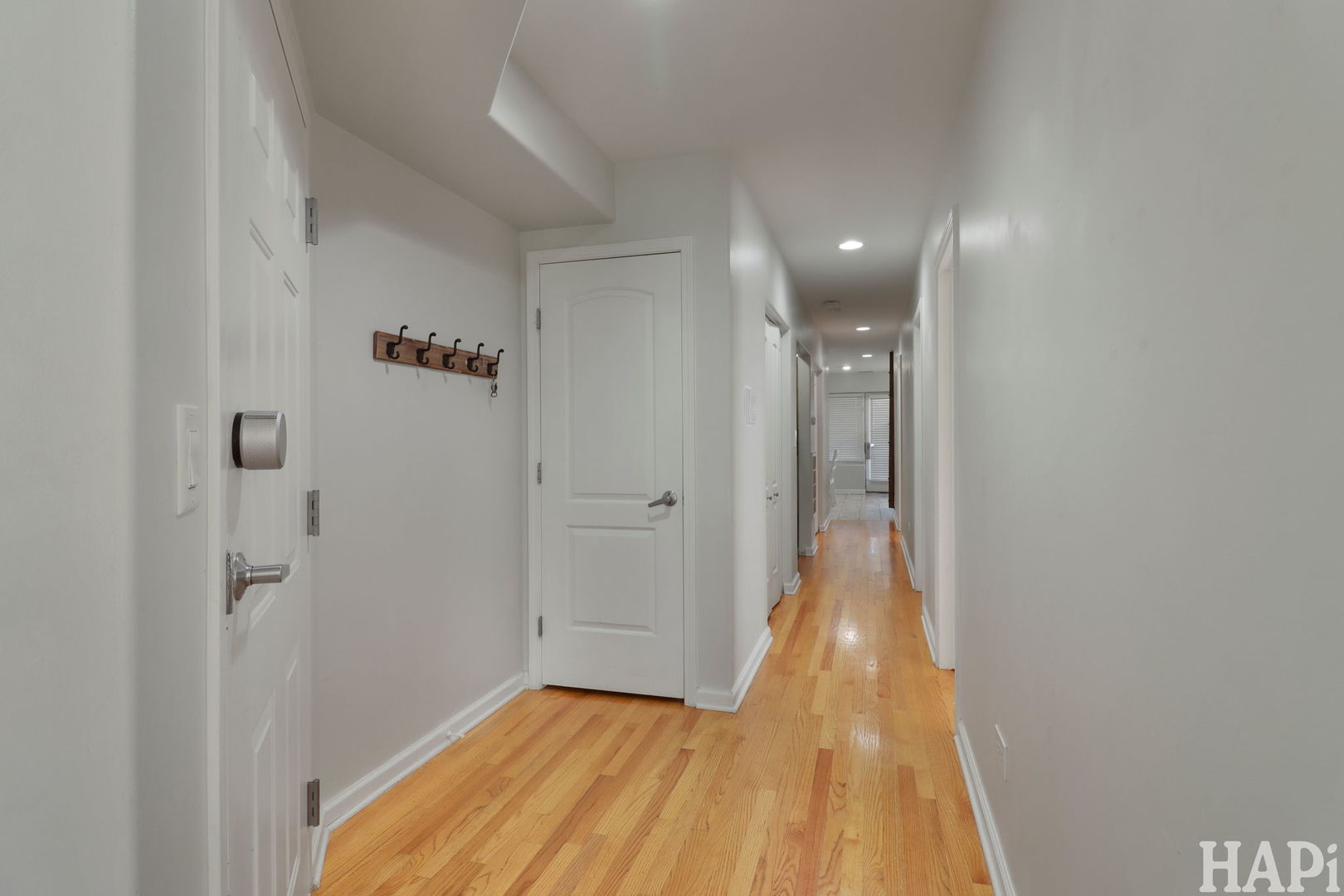 4716 W Addison Street Unit: 2E