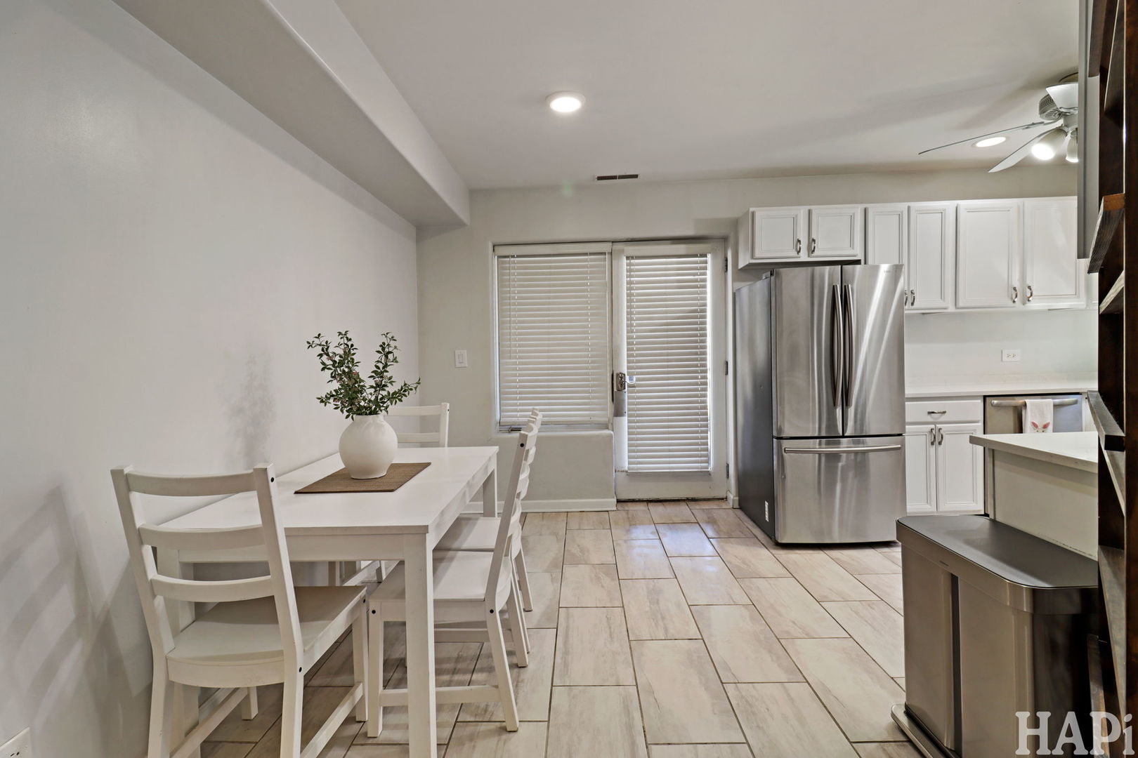 4716 W Addison Street Unit: 2E