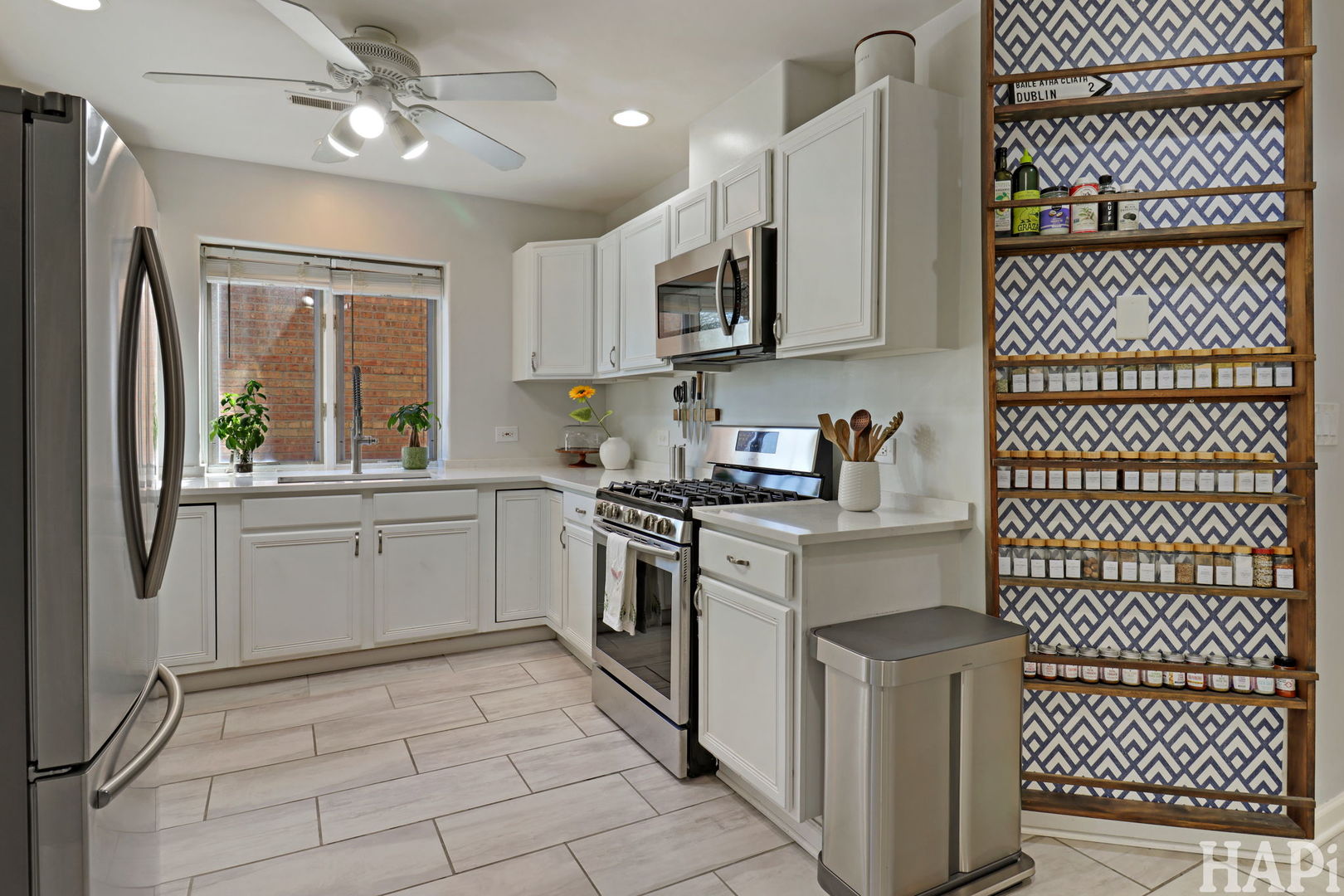 4716 W Addison Street Unit: 2E