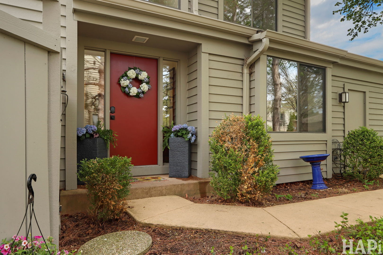 897 Longmeadow Court Unit: 1044