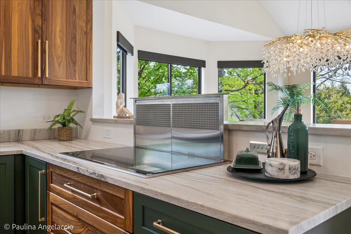 897 Longmeadow Court Unit: 1044