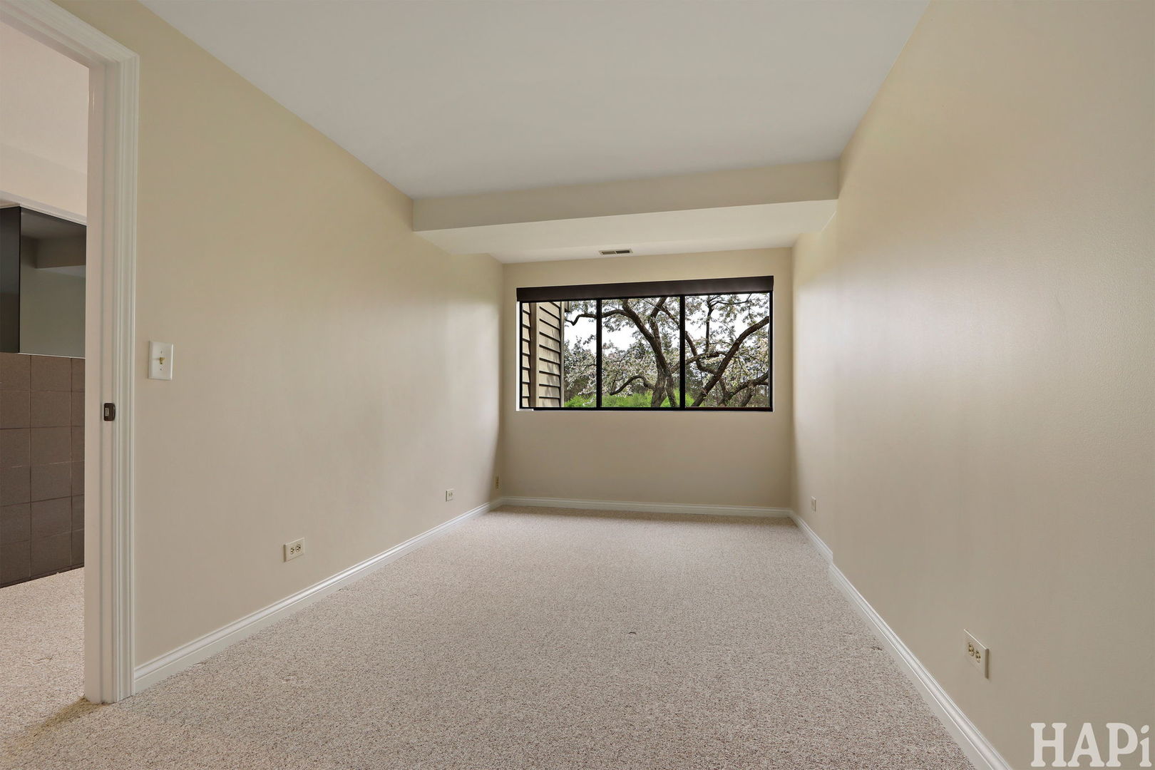 897 Longmeadow Court Unit: 1044