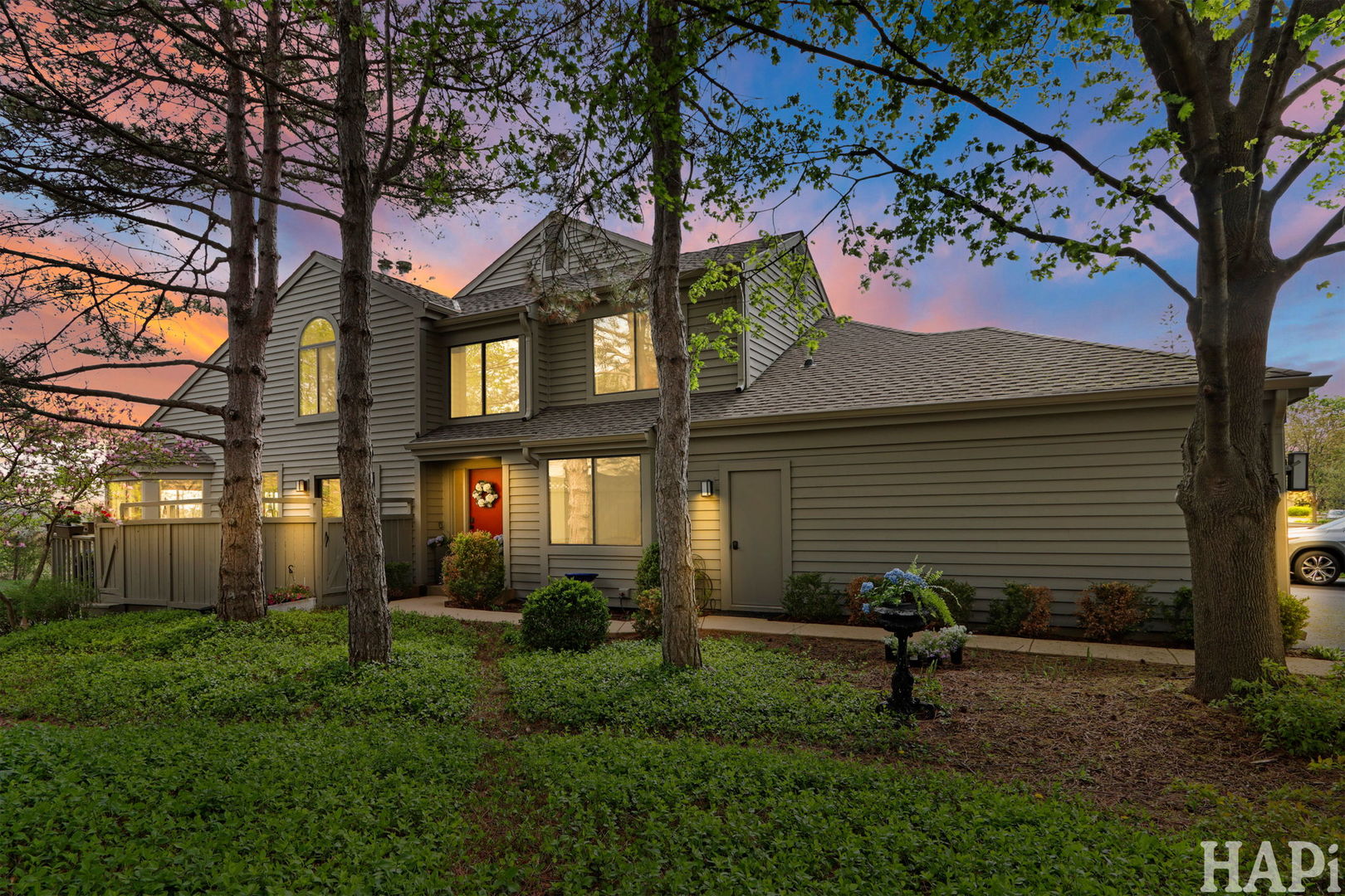 897 Longmeadow Court Unit: 1044