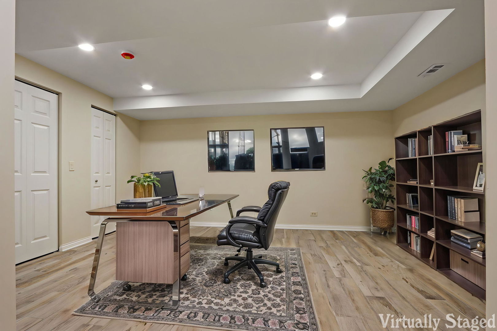 897 Longmeadow Court Unit: 1044