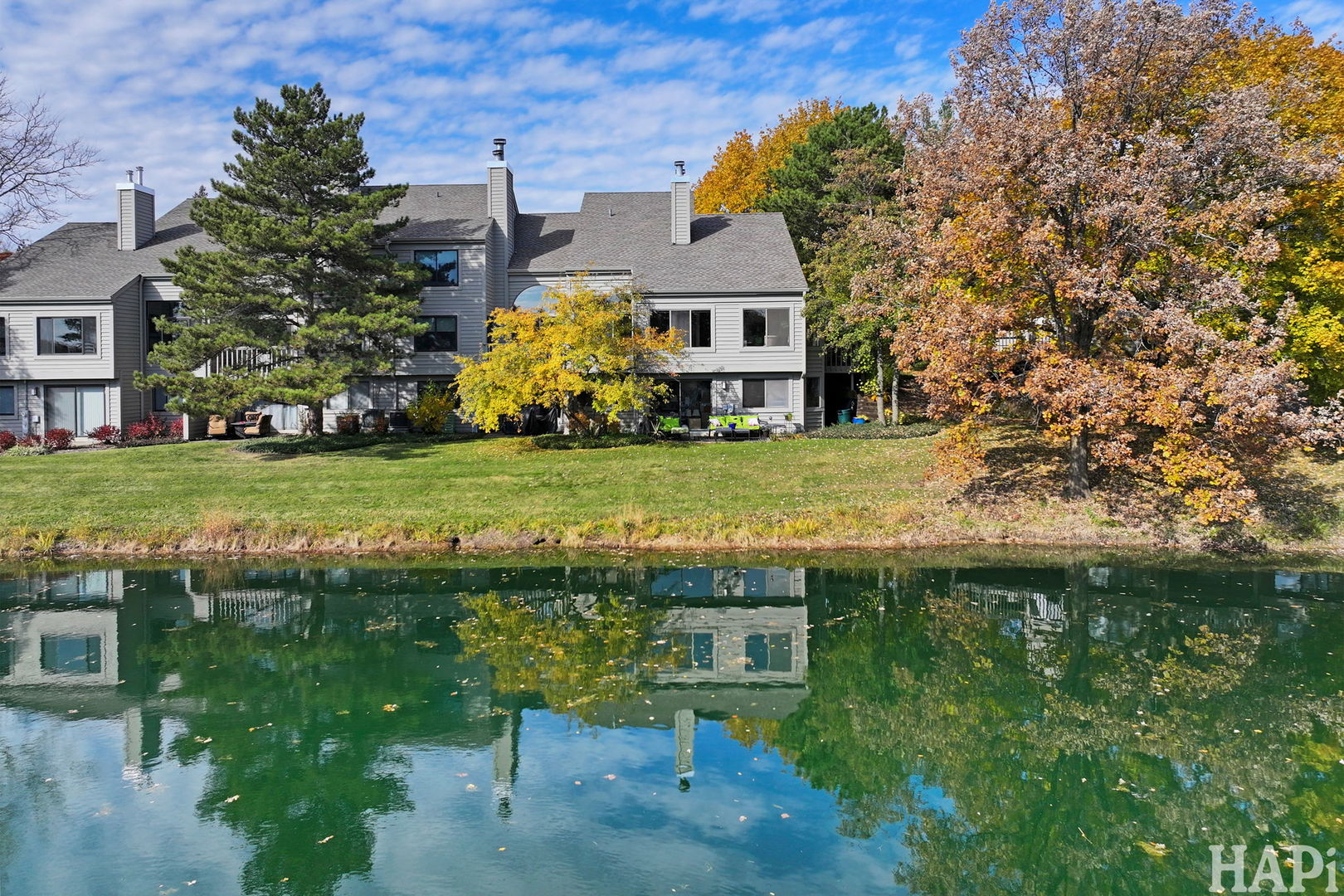 897 Longmeadow Court Unit: 1044