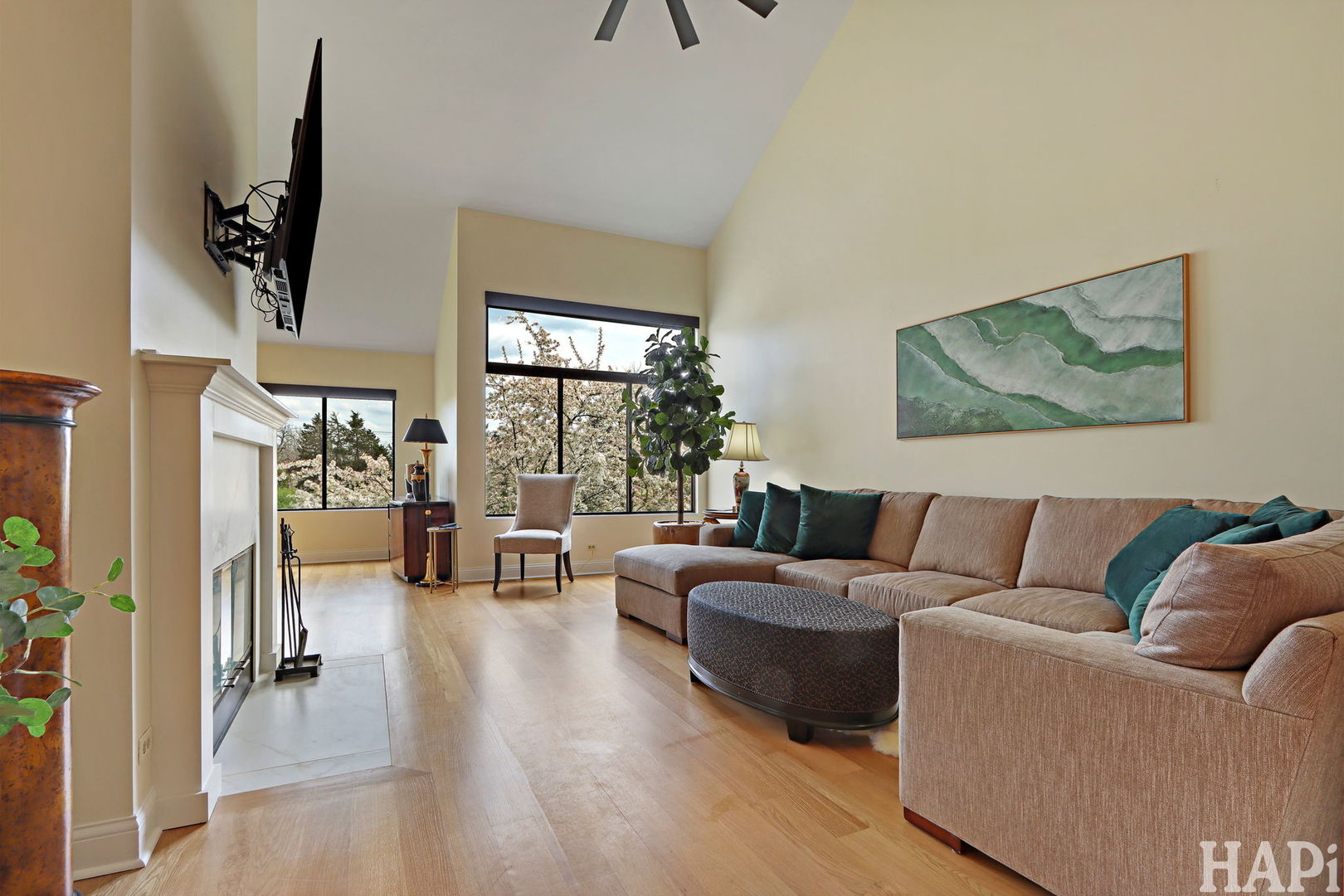 897 Longmeadow Court Unit: 1044