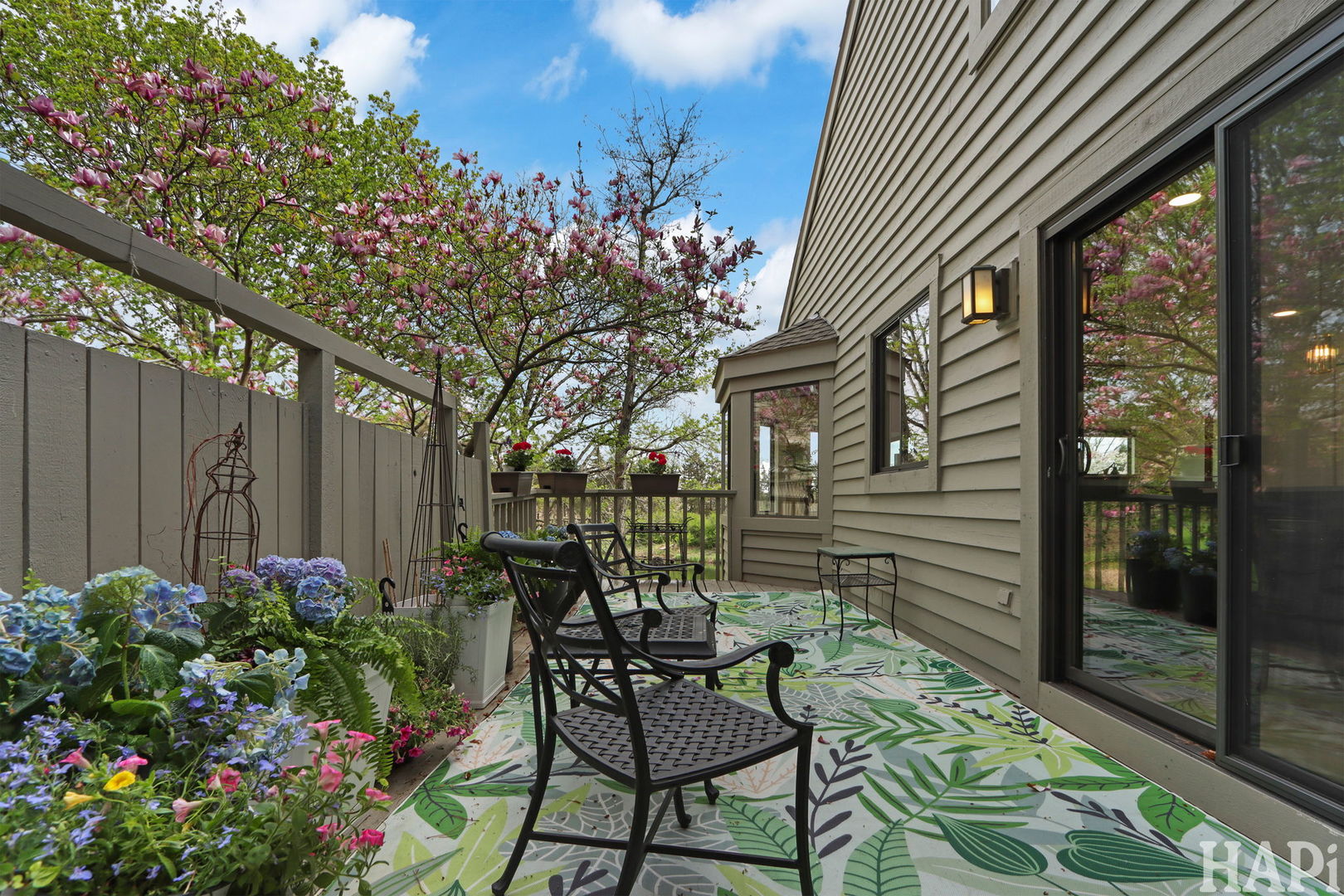 897 Longmeadow Court Unit: 1044