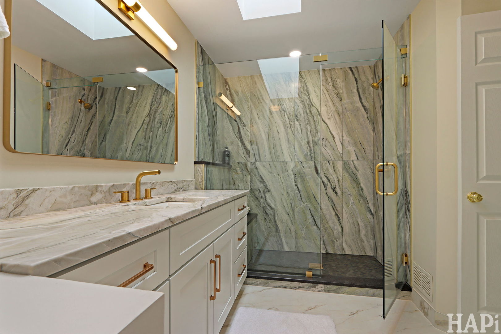 897 Longmeadow Court Unit: 1044