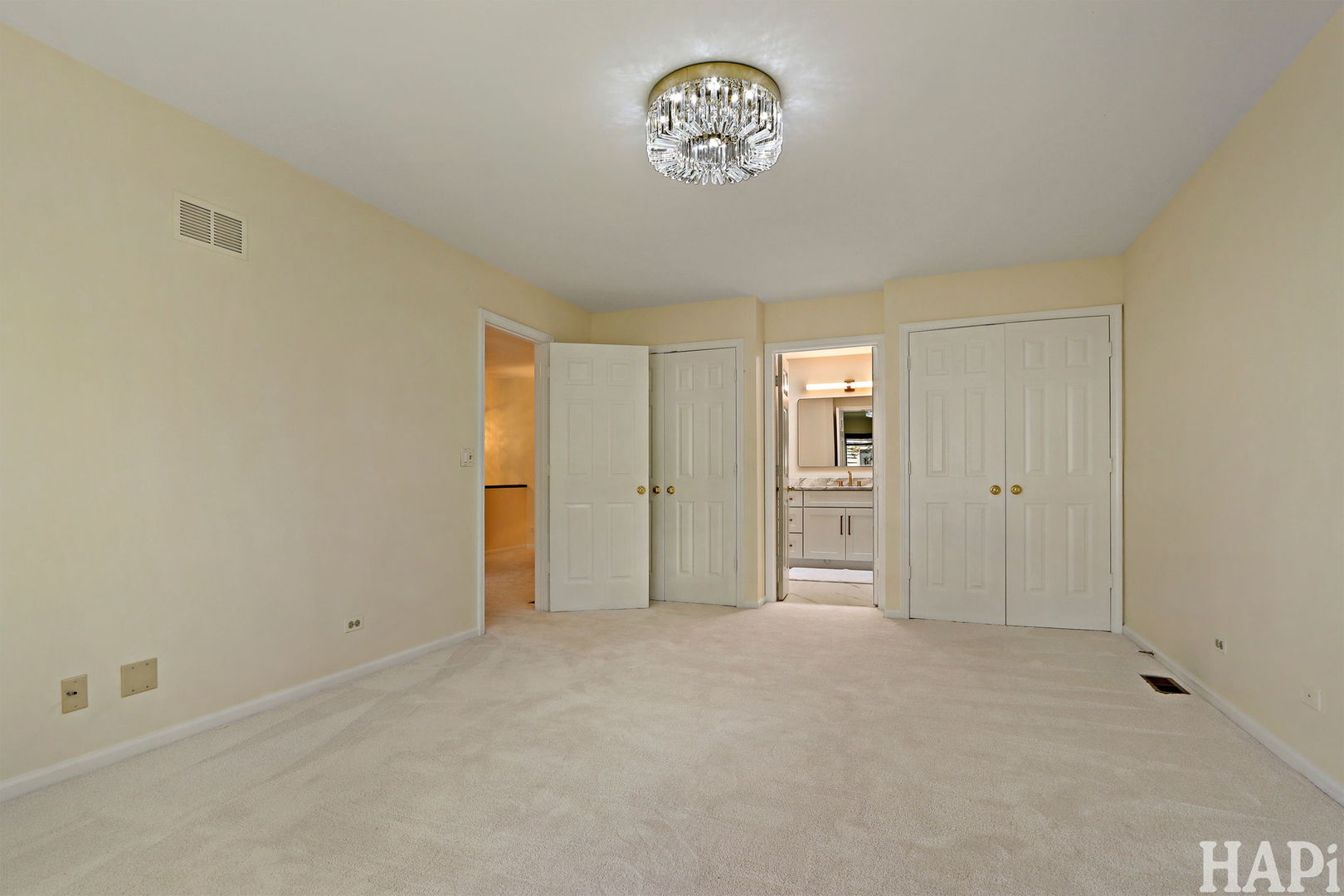 897 Longmeadow Court Unit: 1044