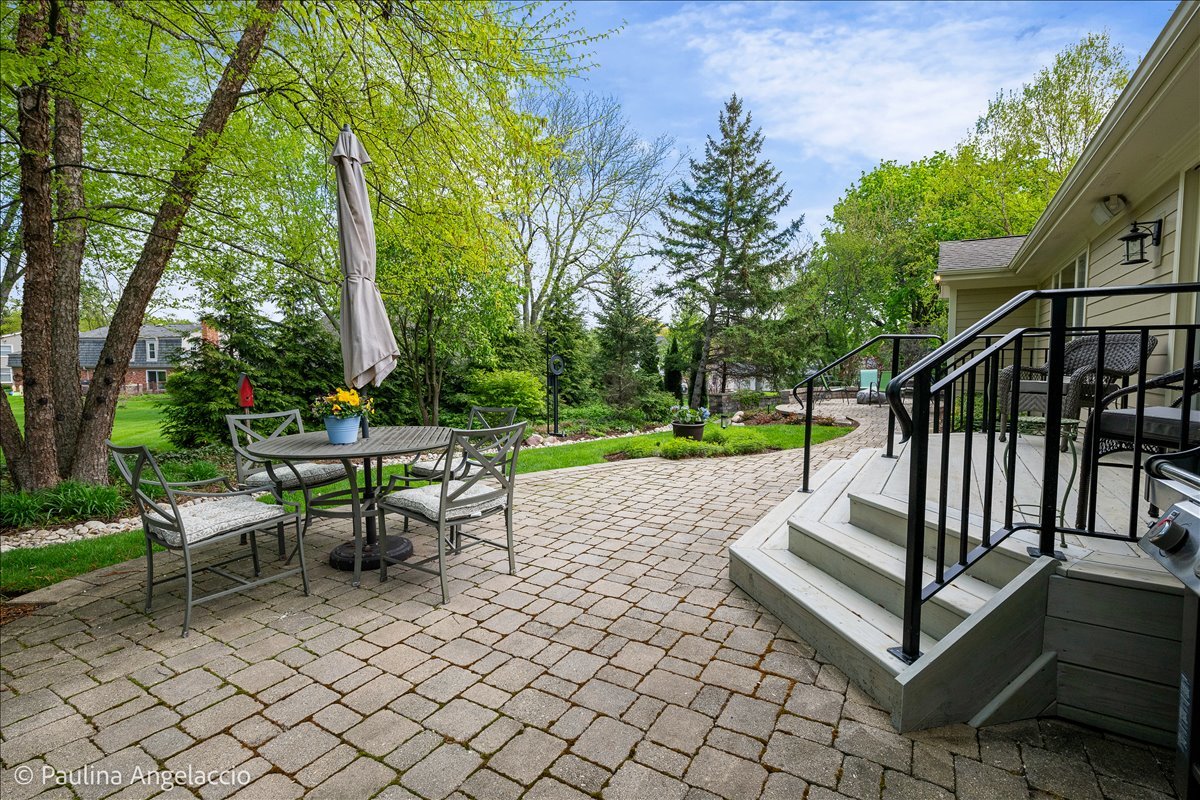 570 Hillside Court
