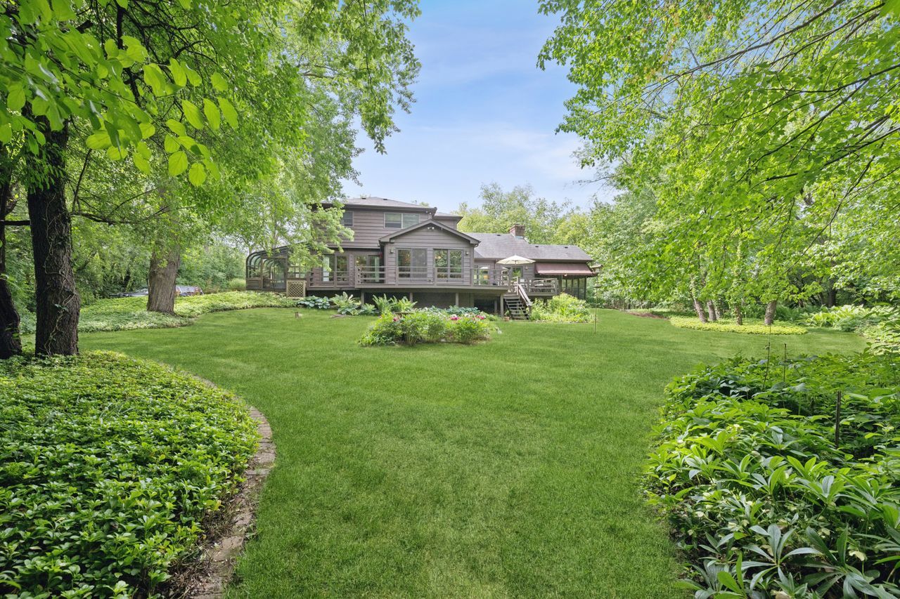 25860 W Timberlake Road