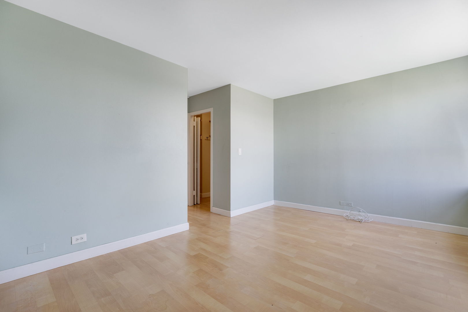 1355 N Sandburg Terrace Unit: 1601D