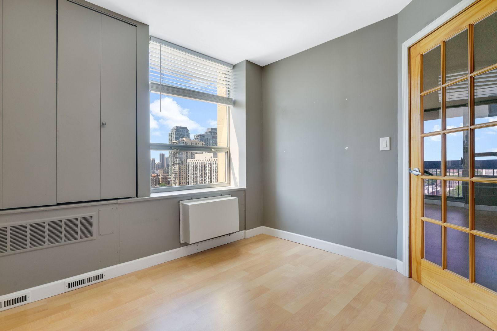 1355 N Sandburg Terrace Unit: 1601D