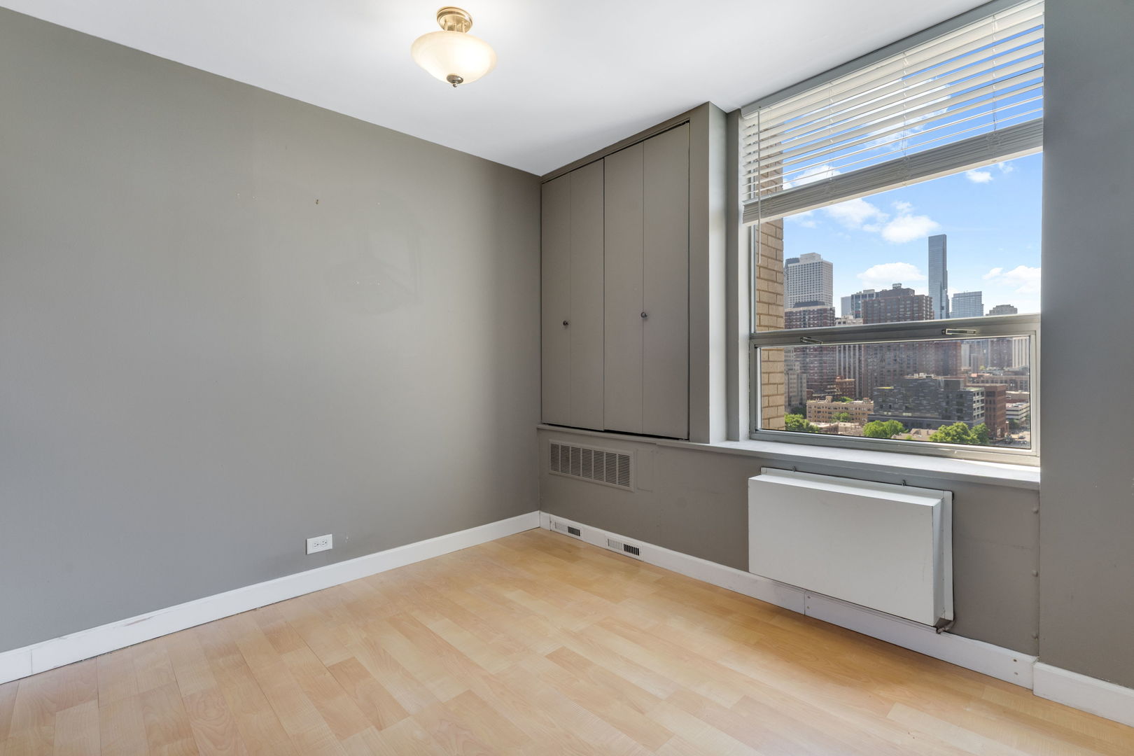 1355 N Sandburg Terrace Unit: 1601D