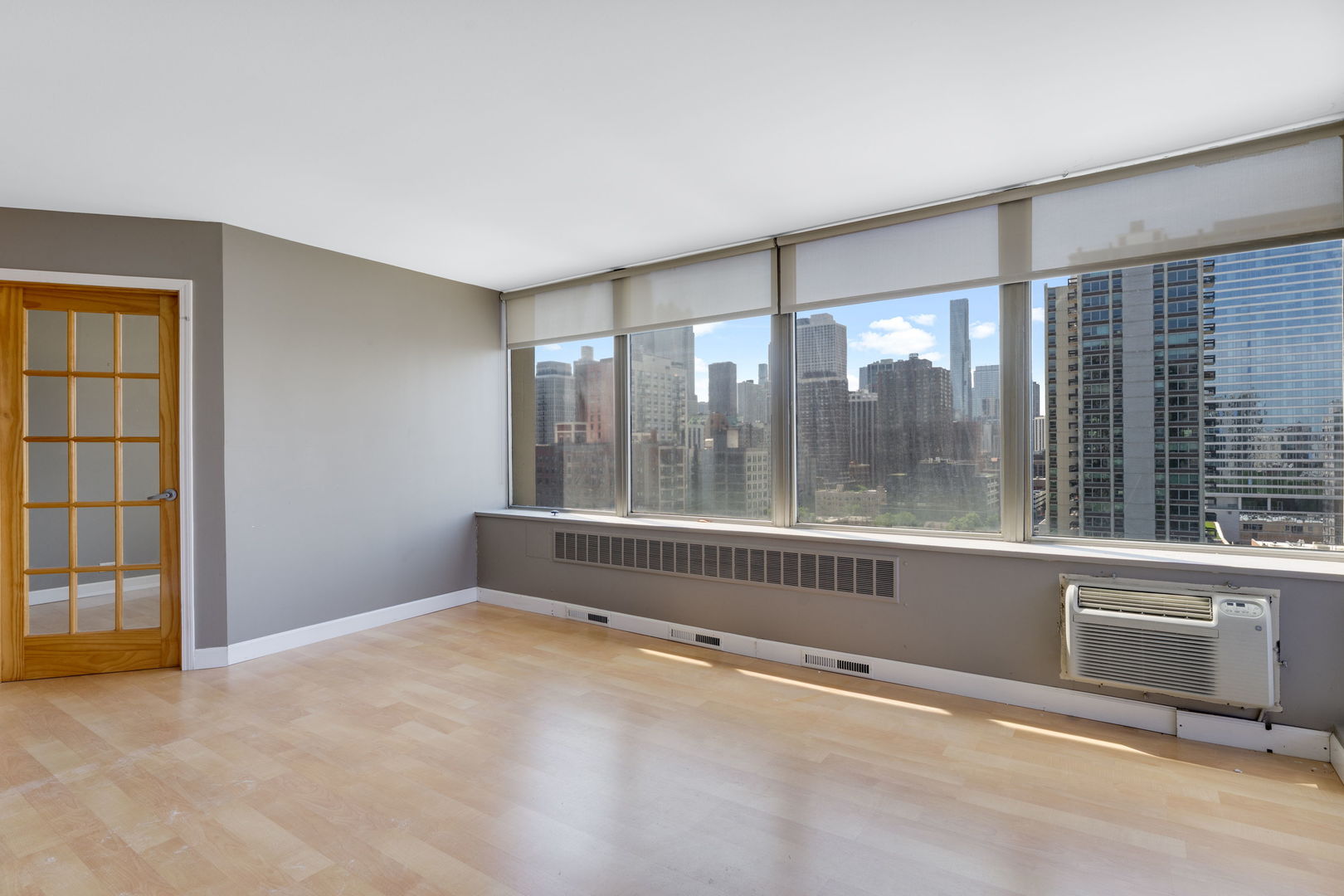 1355 N Sandburg Terrace Unit: 1601D