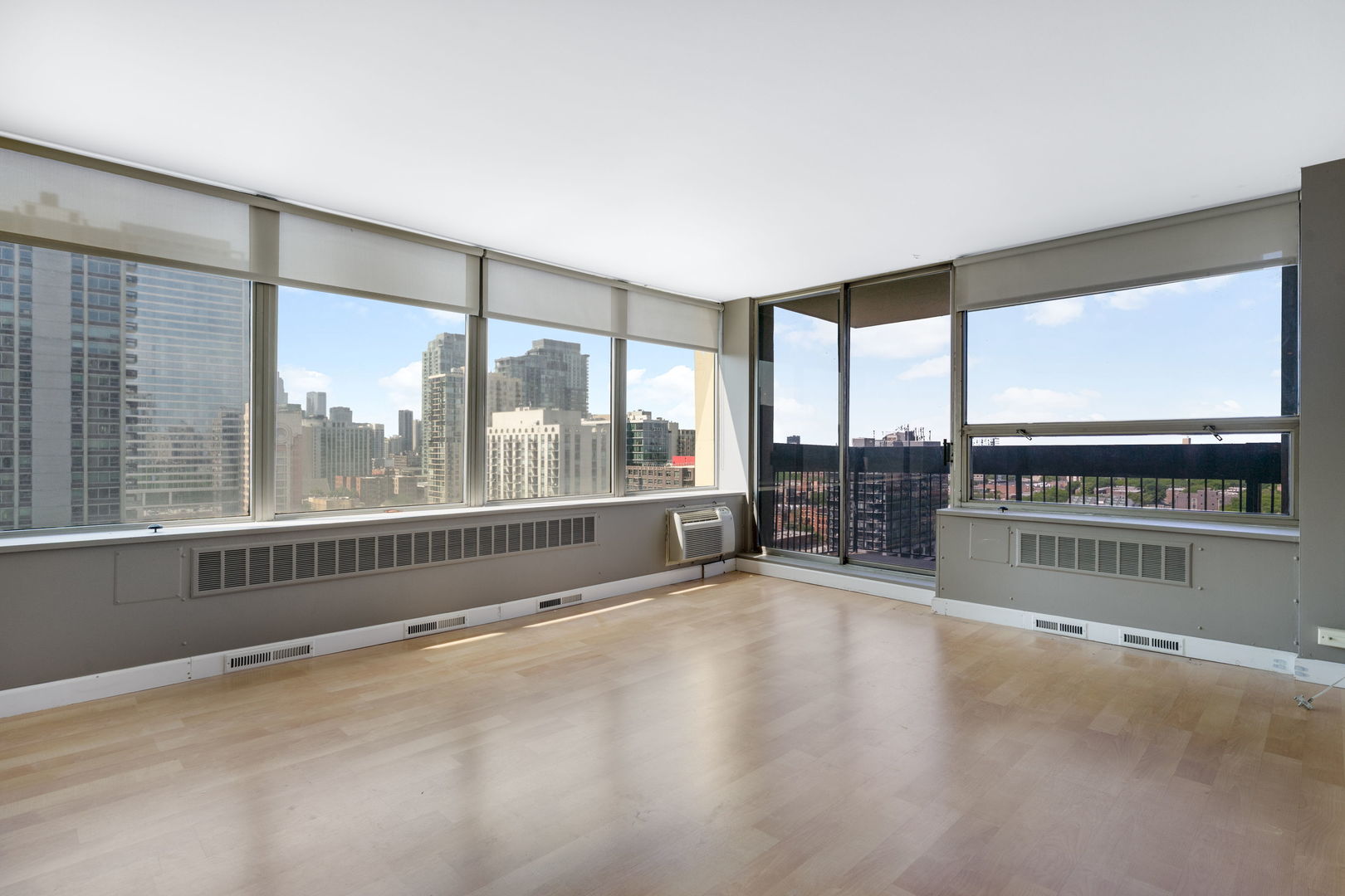 1355 N Sandburg Terrace Unit: 1601D