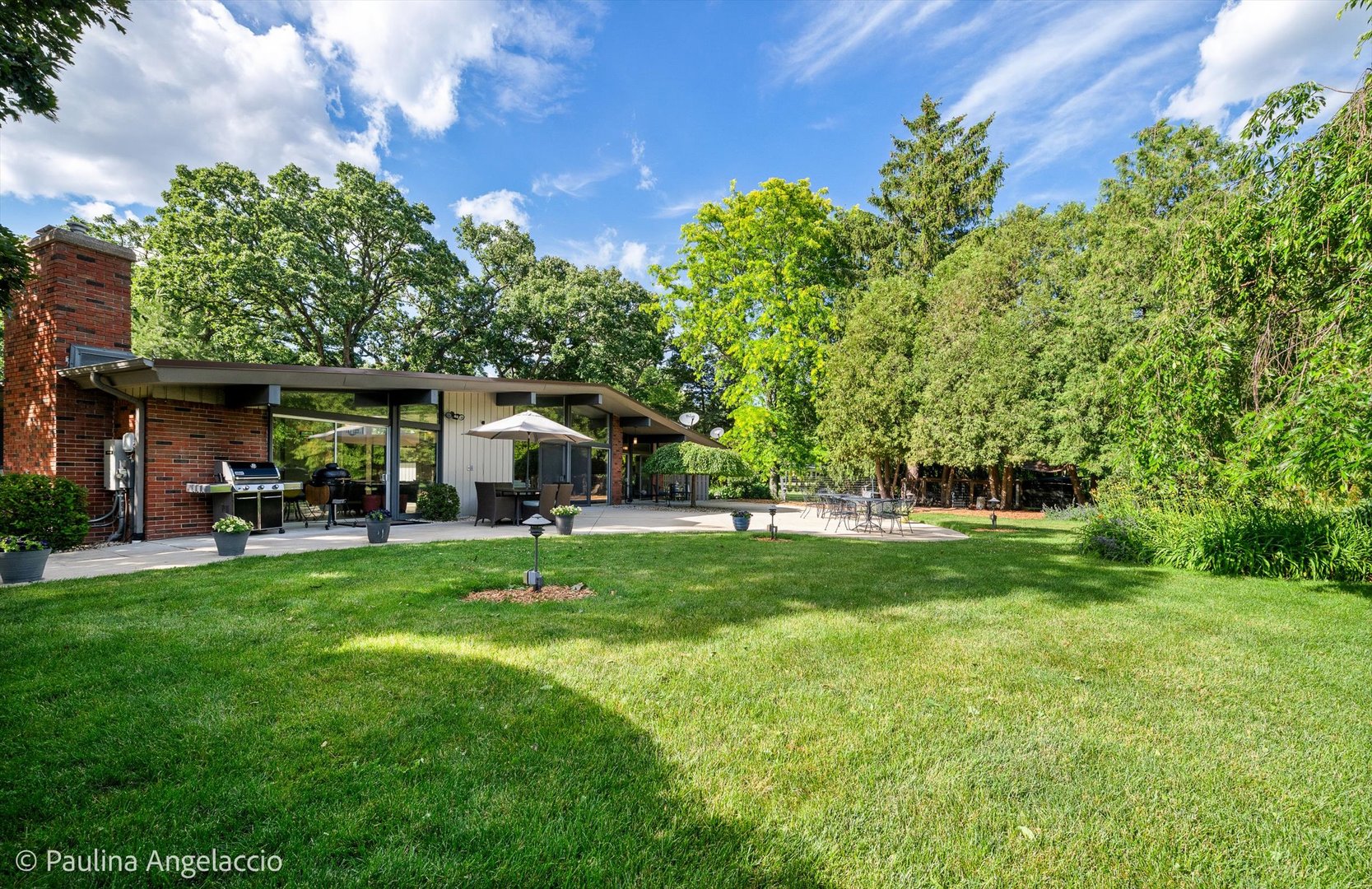 27 Barrington Bourne