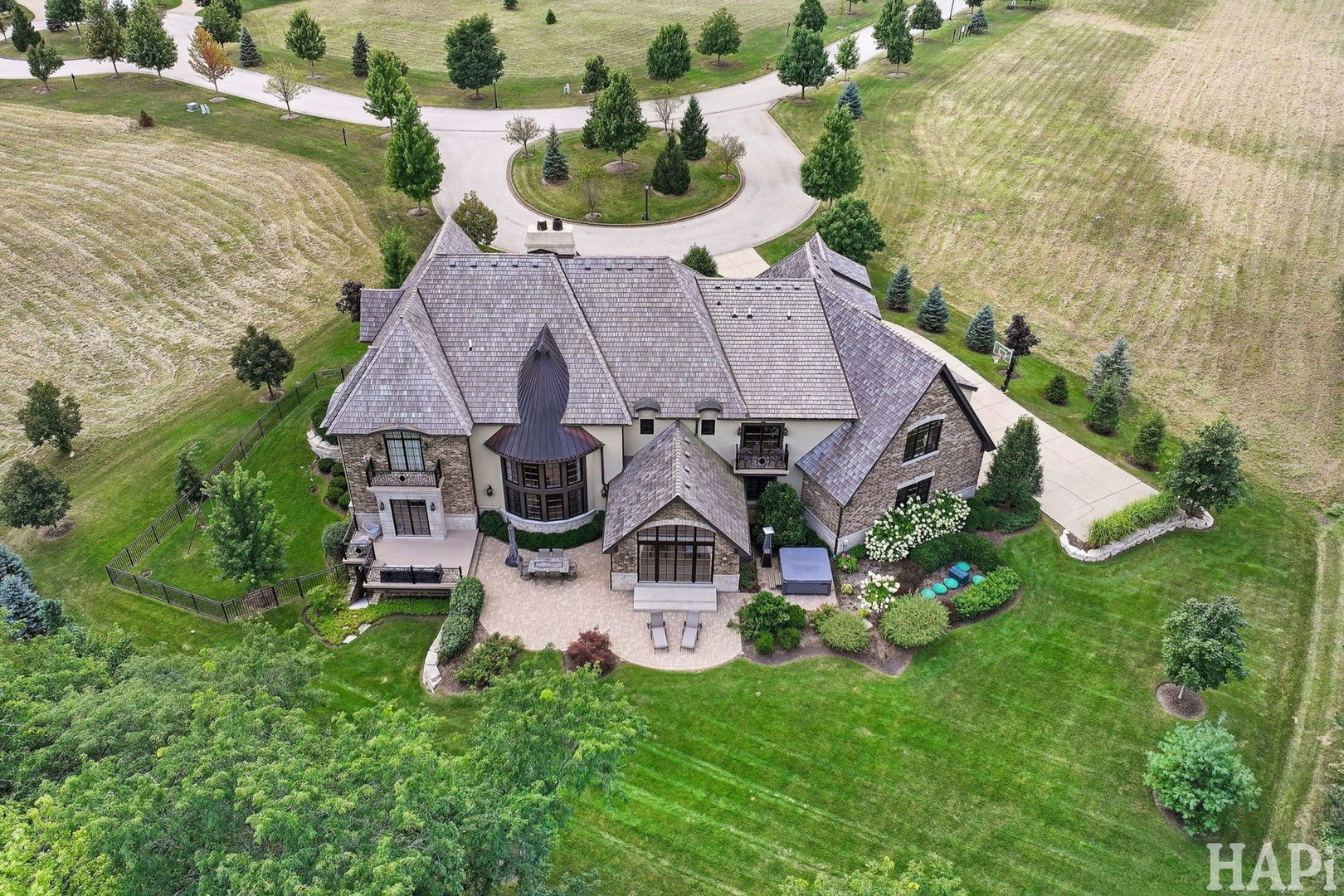 18 Enclave Court