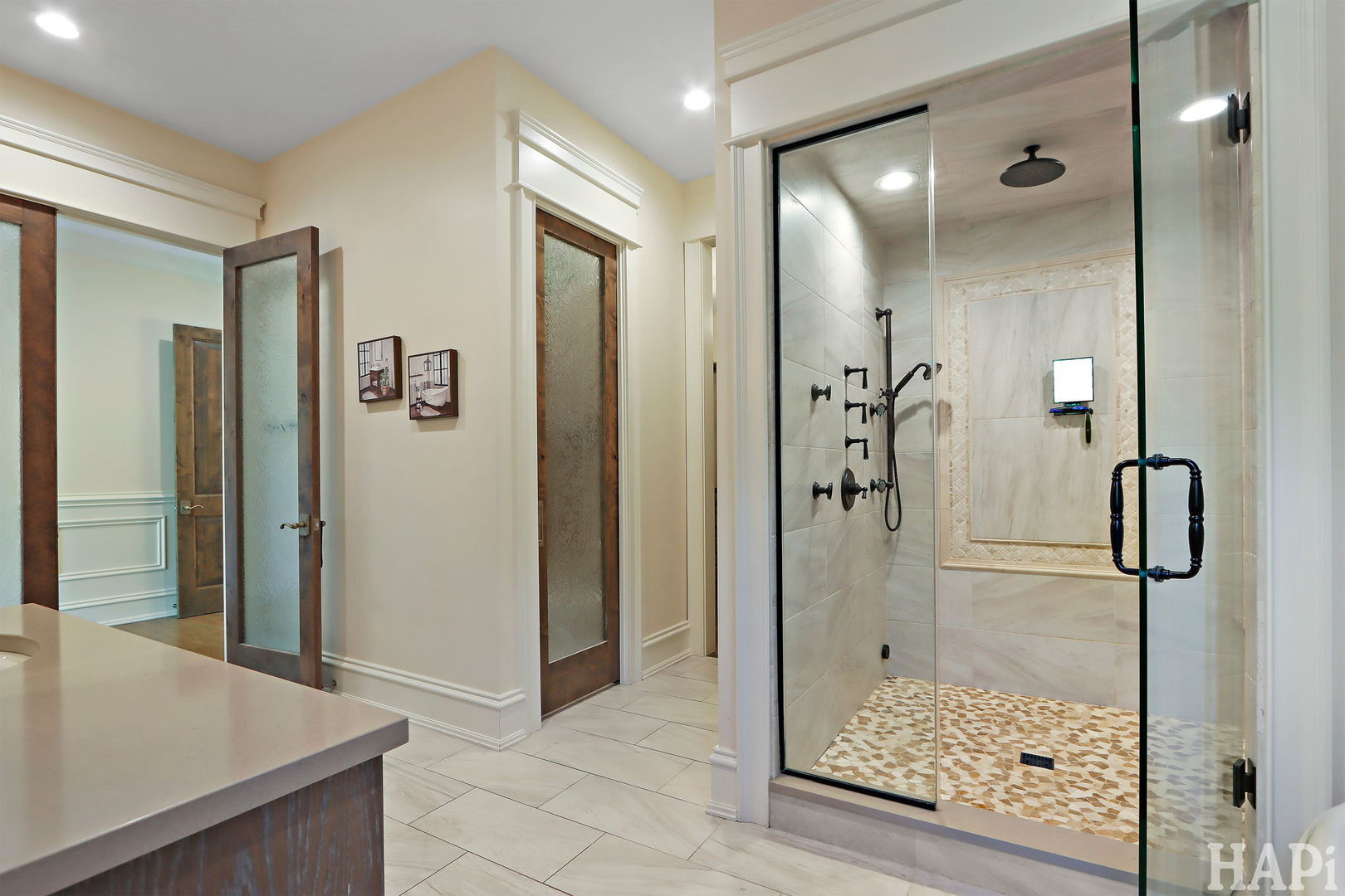 18 Enclave Court