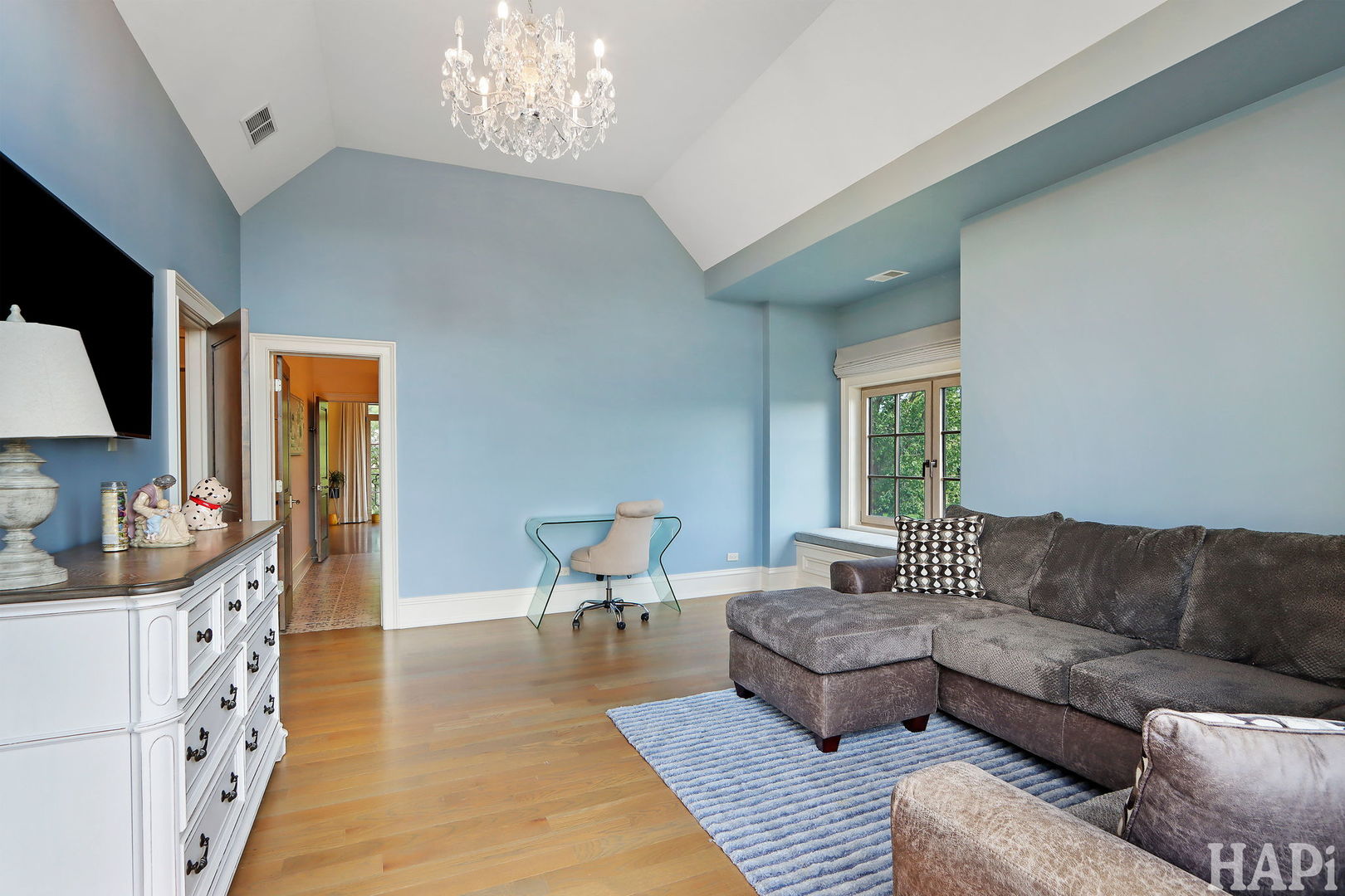 18 Enclave Court