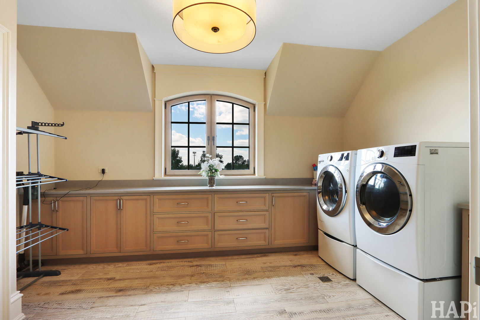 18 Enclave Court