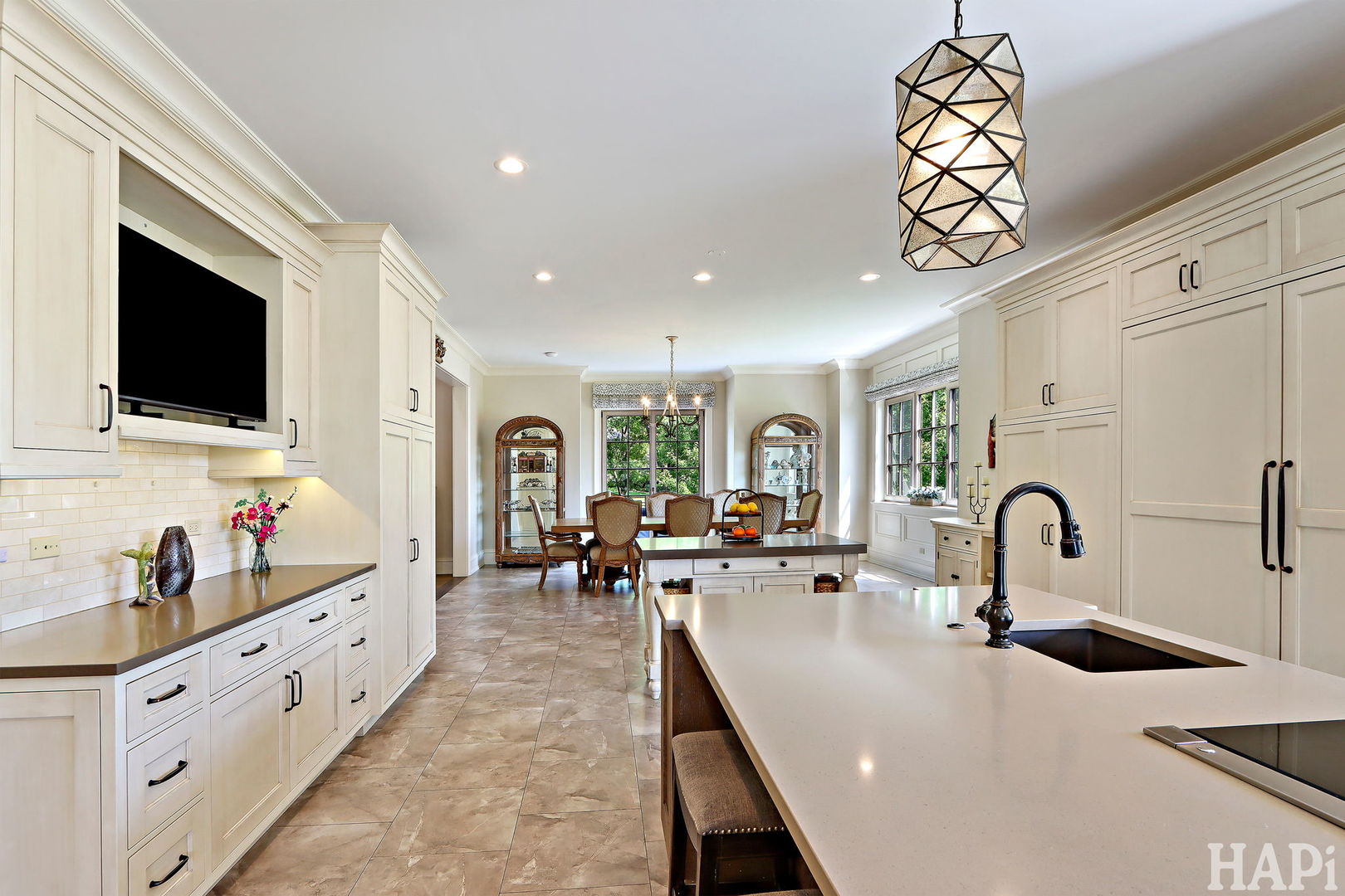 18 Enclave Court