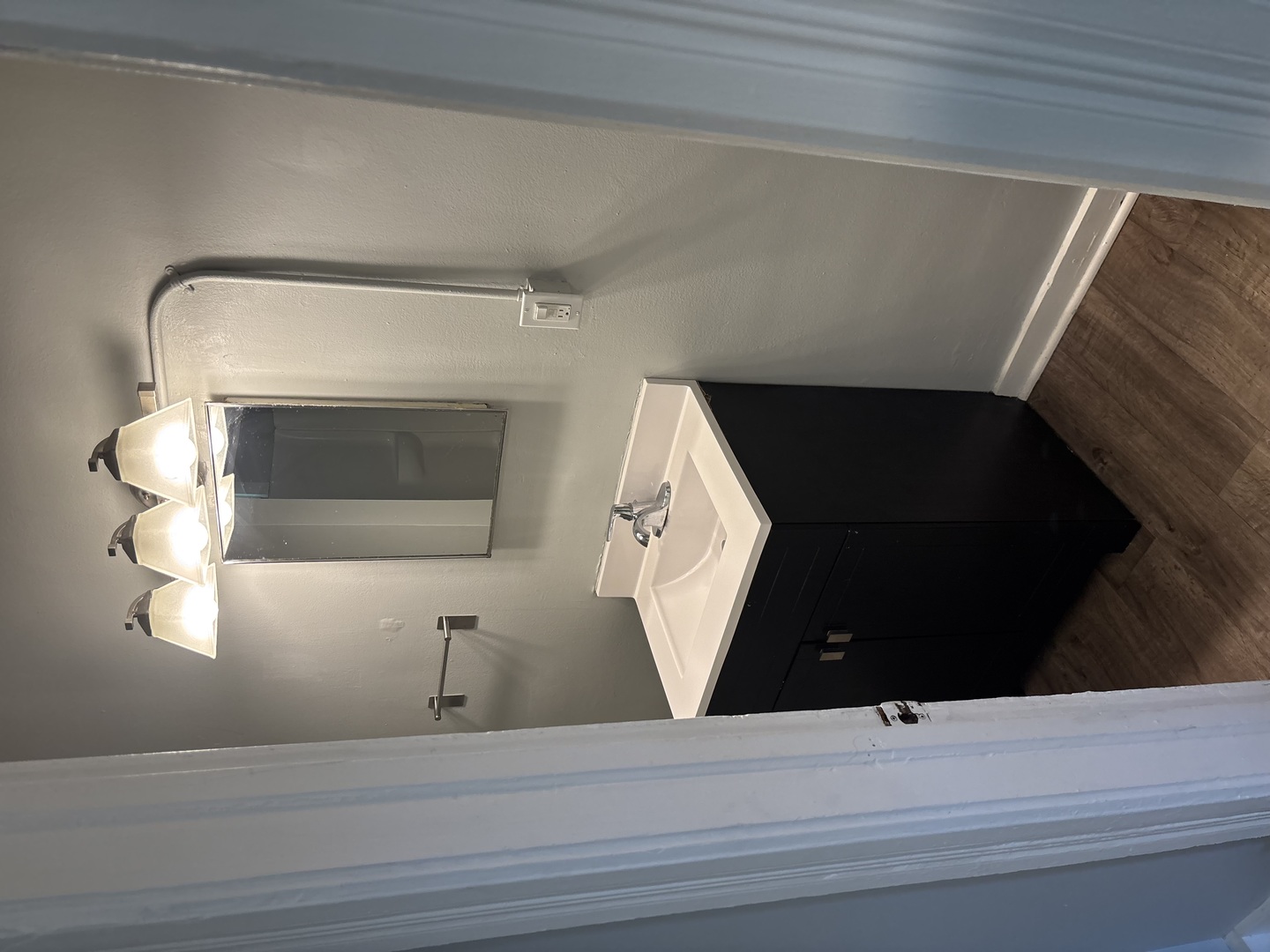318 North Street Unit: LOWER