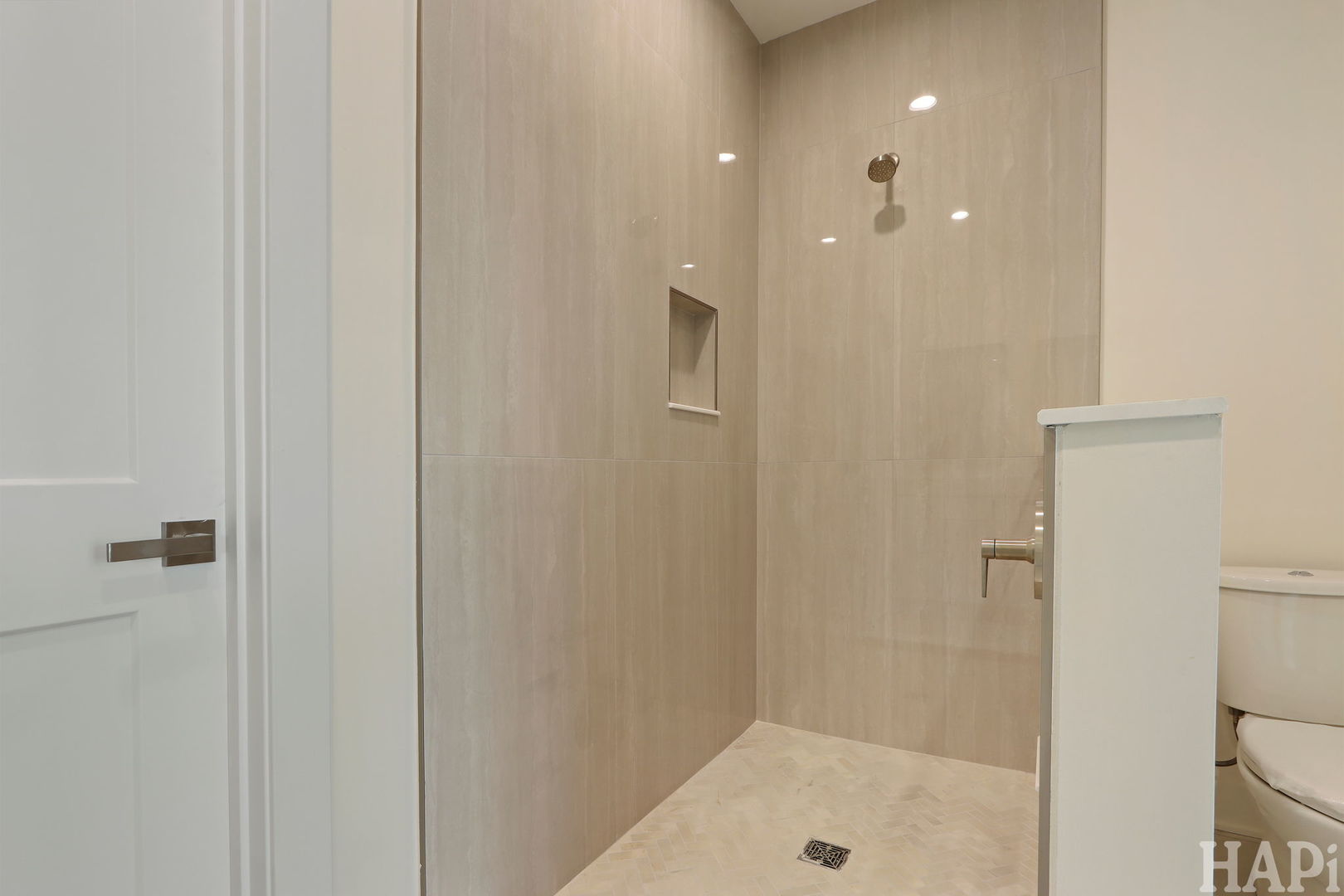 120 Washington Street Unit: 2