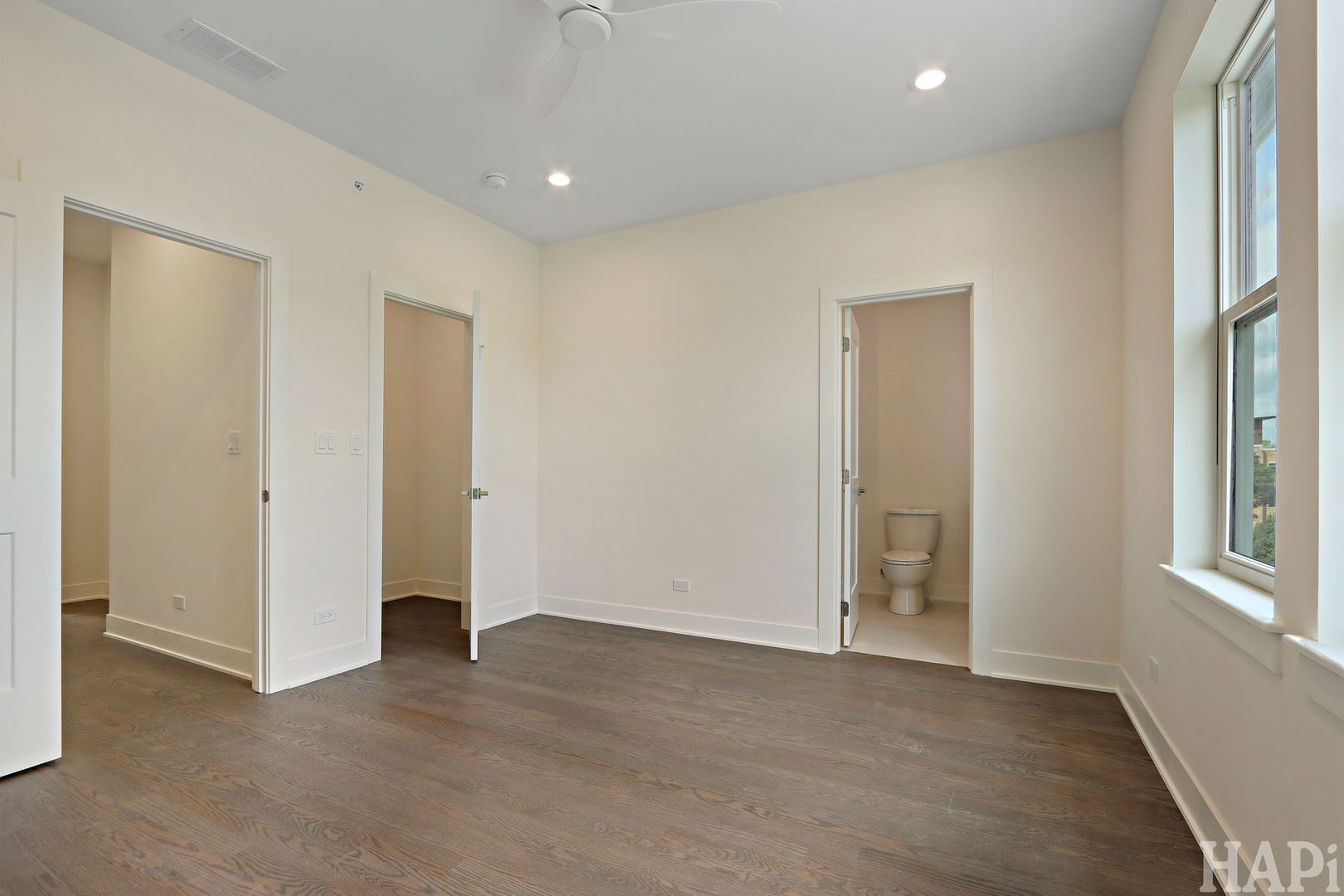 120 Washington Street Unit: 2
