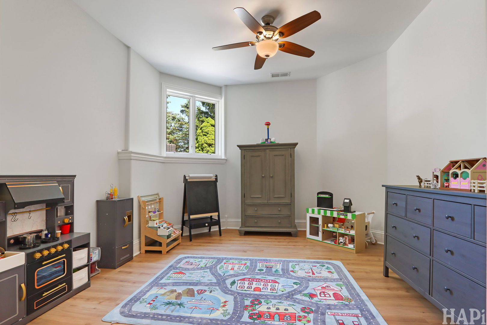 1410 W Newcastle Court