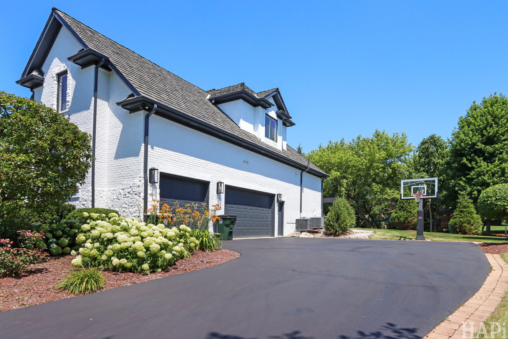 1410 W Newcastle Court
